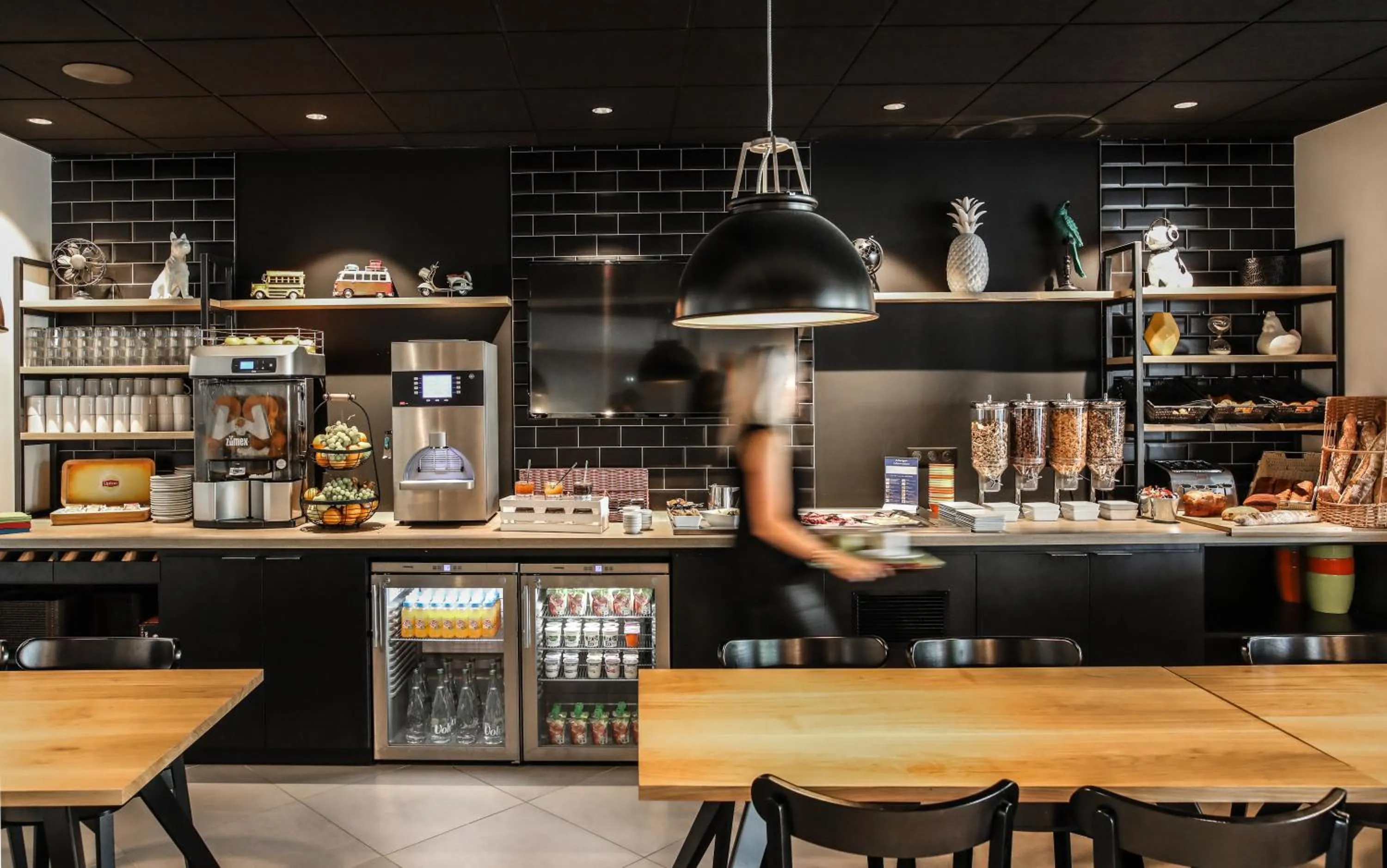 Buffet breakfast in Ibis Styles Clermont-Ferrand République