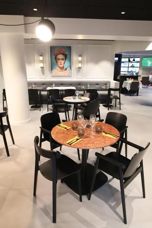 Food and drinks in Ibis Styles Clermont-Ferrand République