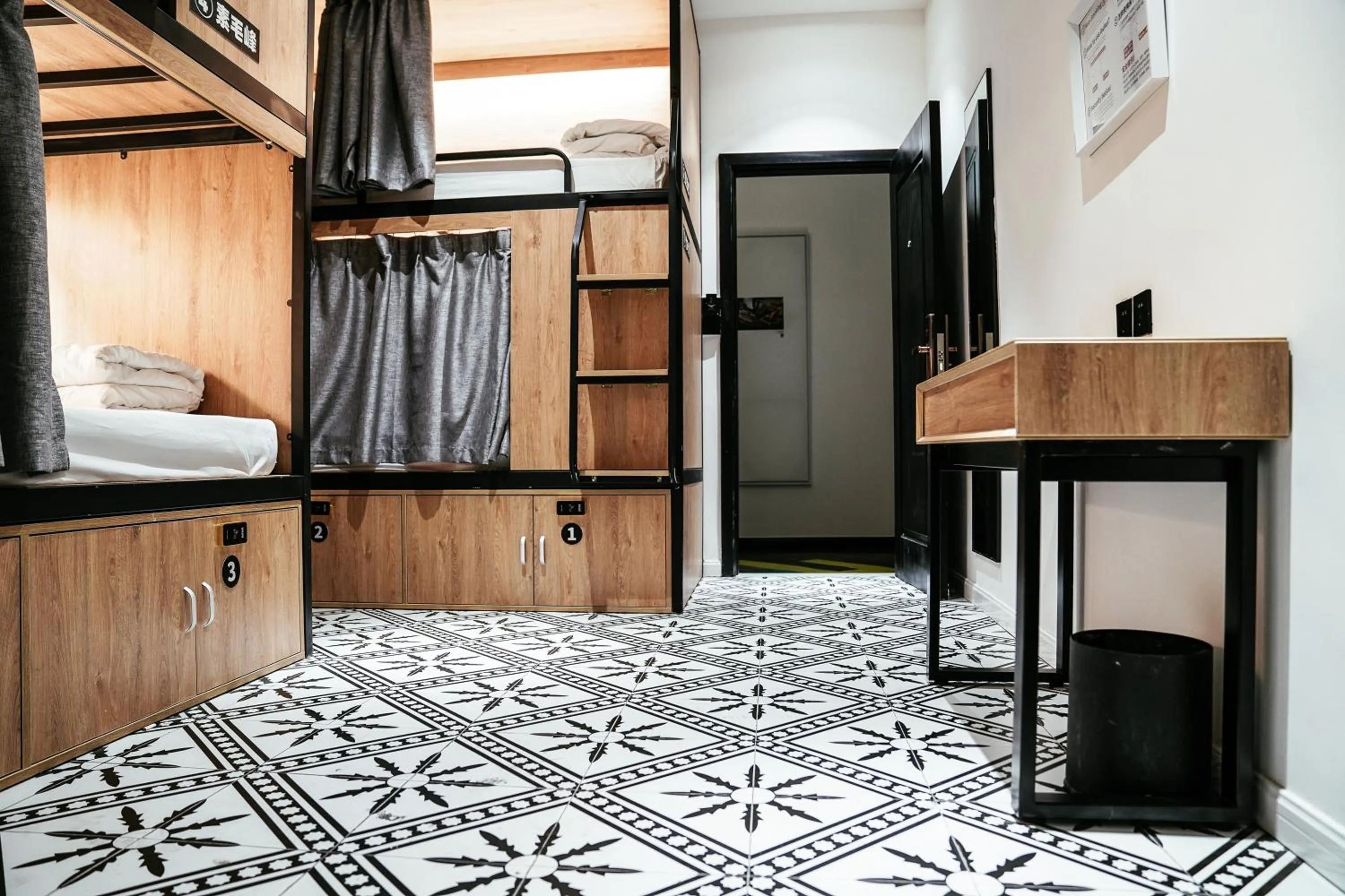 bunk bed, Bed in Chengdu Local Tea Hostel - Short Walk To Taikooli - Chill & Social Coffee Lounge - Metro downstairs - Free Activities - Friendly English Speaking Staff - Tibet, Panda, Buddha & Snow Mountain Tours