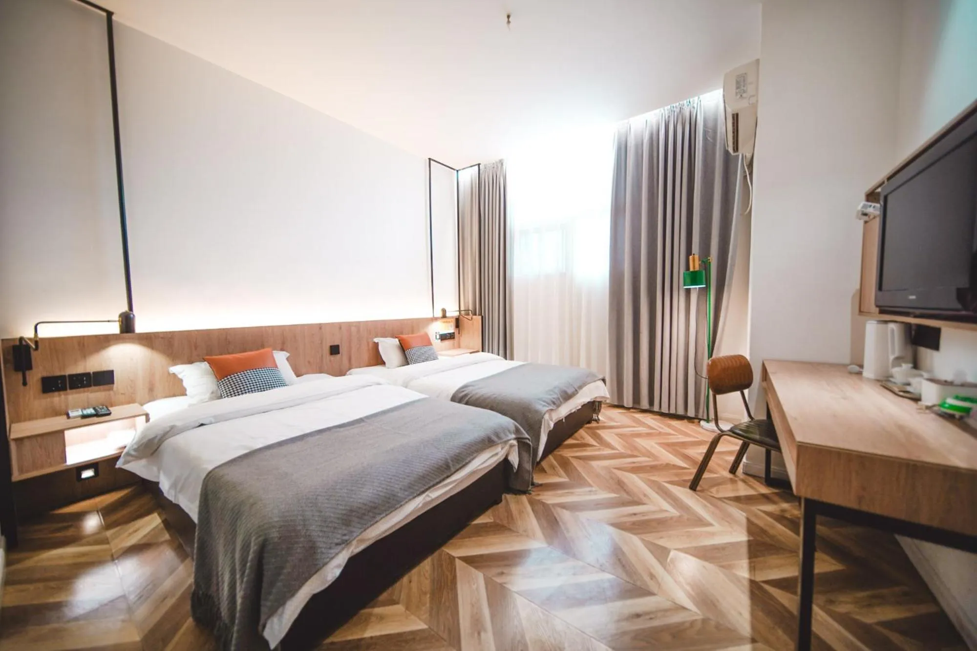 Photo of the whole room, Bed in Chengdu Local Tea Hostel - Short Walk To Taikooli - Chill & Social Coffee Lounge - Metro downstairs - Free Activities - Friendly English Speaking Staff - Tibet, Panda, Buddha & Snow Mountain Tours