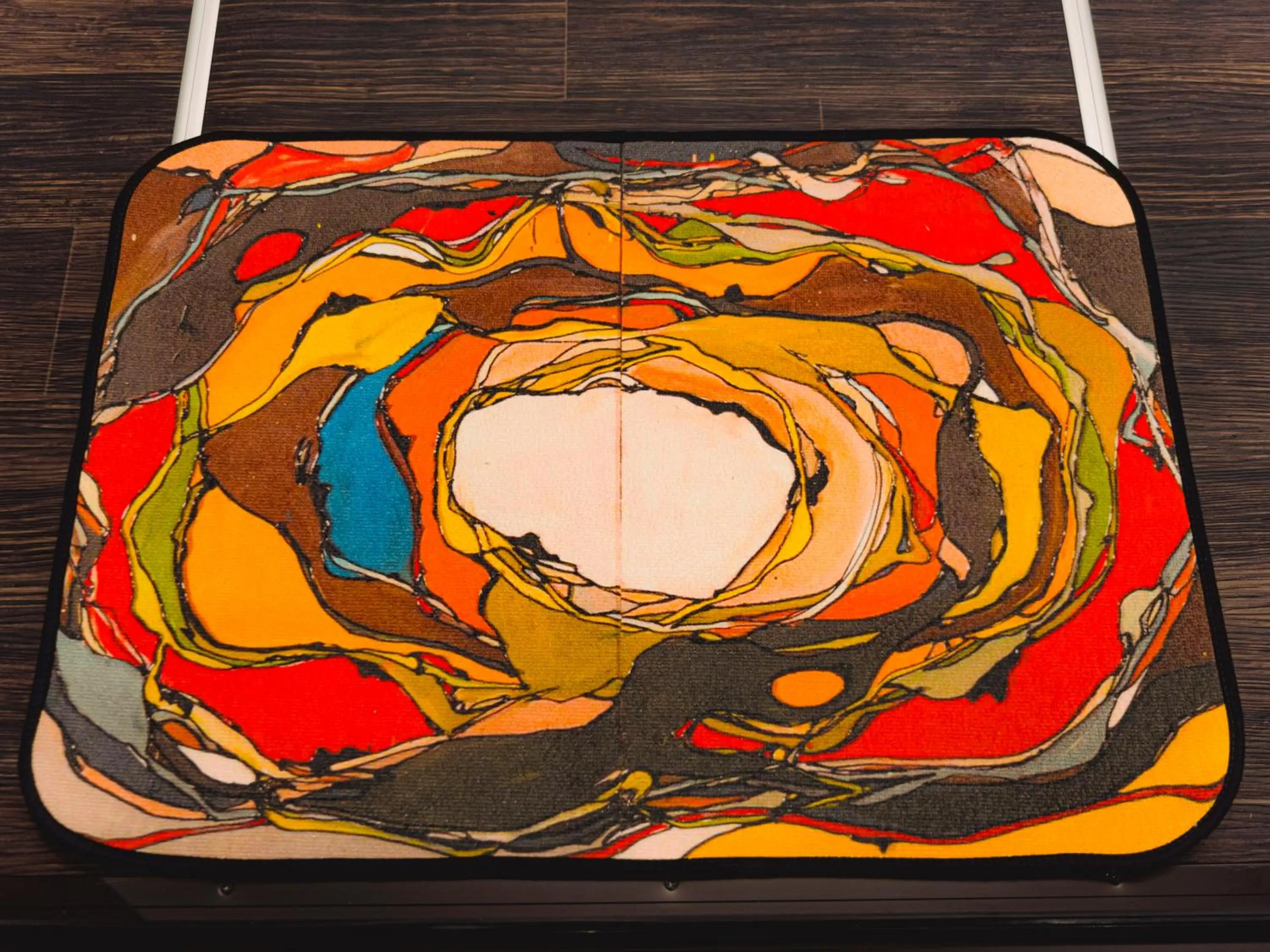 Decorative detail in Bond Base