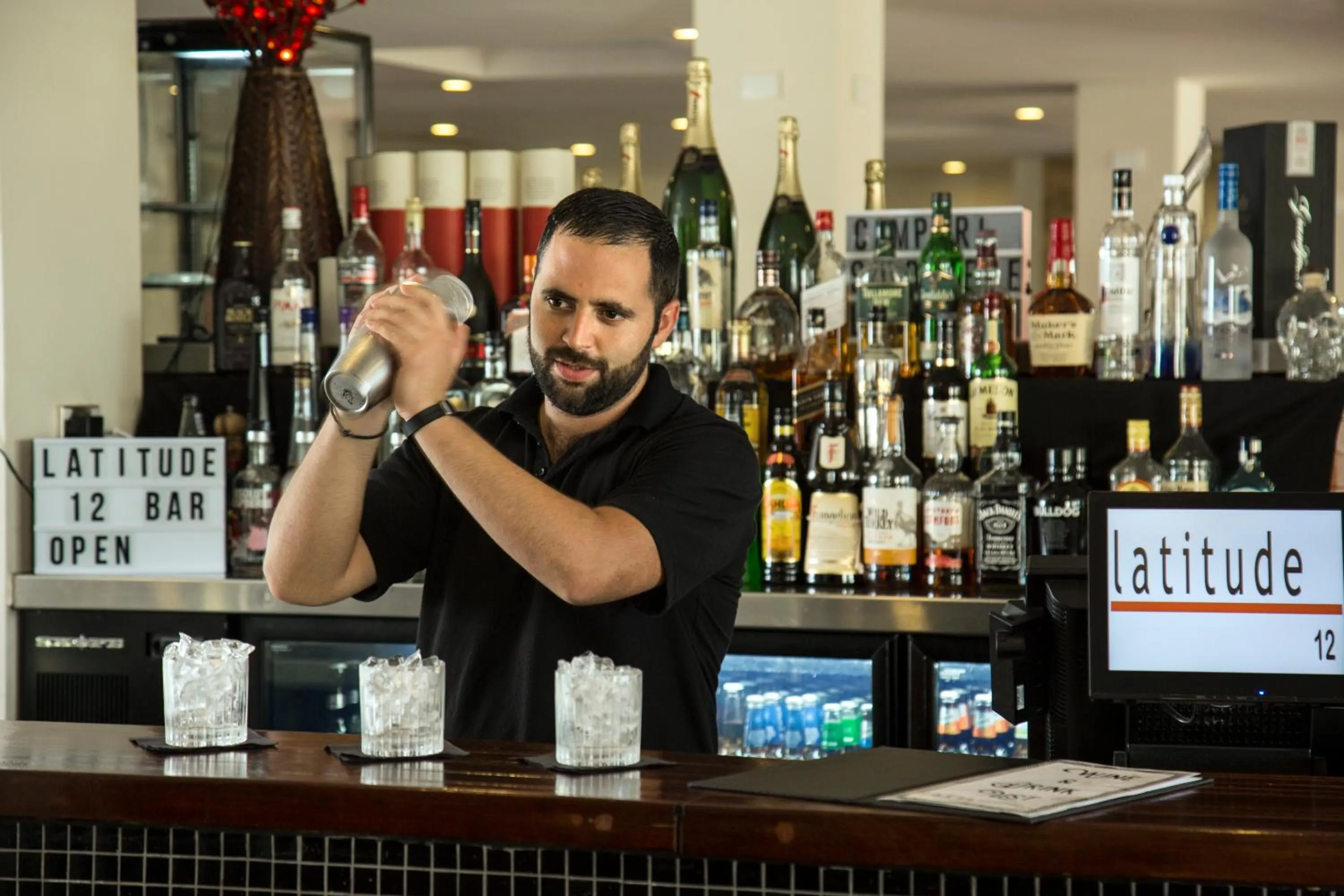 Restaurant/places to eat in Walkabout Lodge