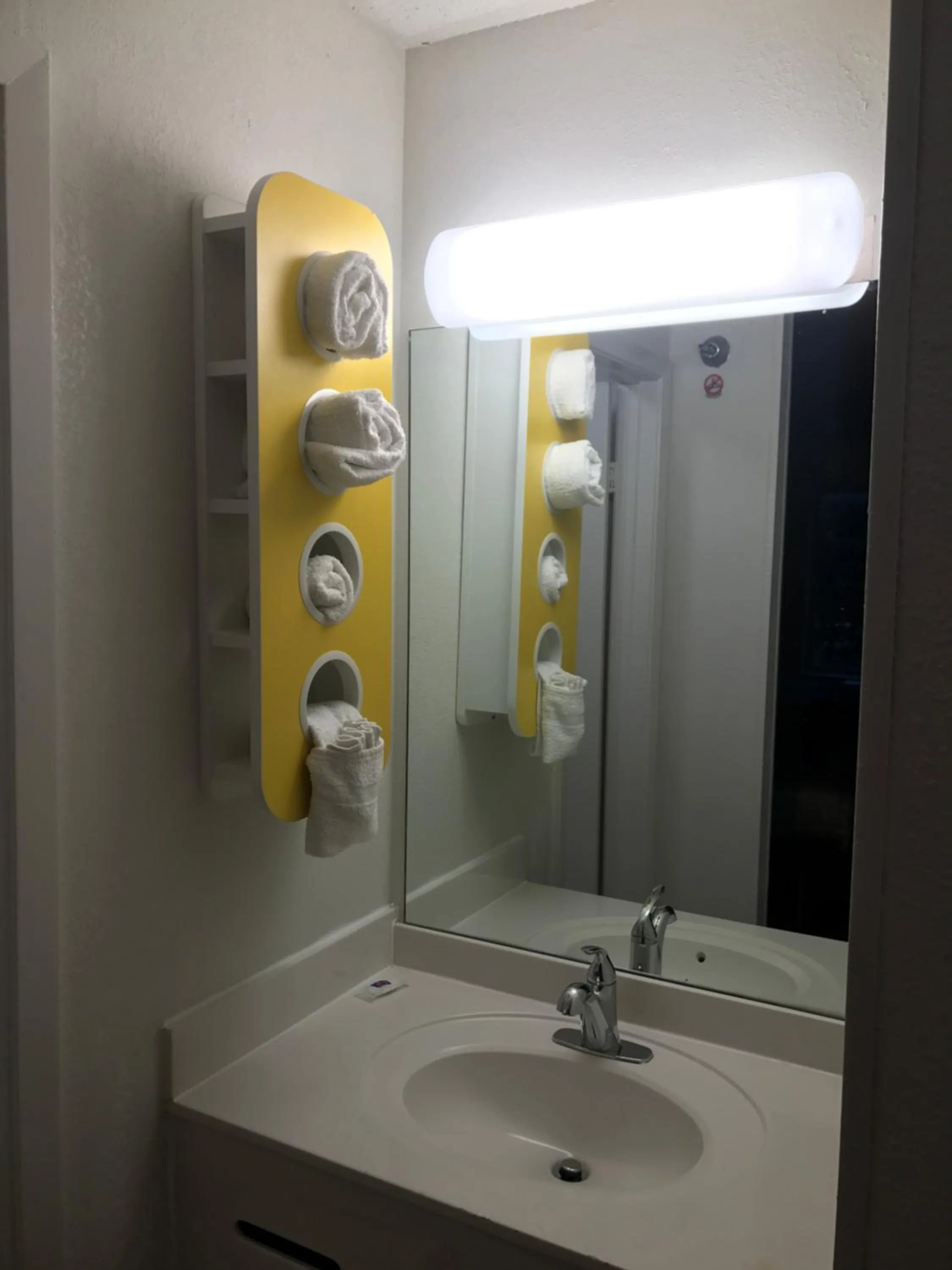 Bathroom in Motel 6-Raleigh, NC - North