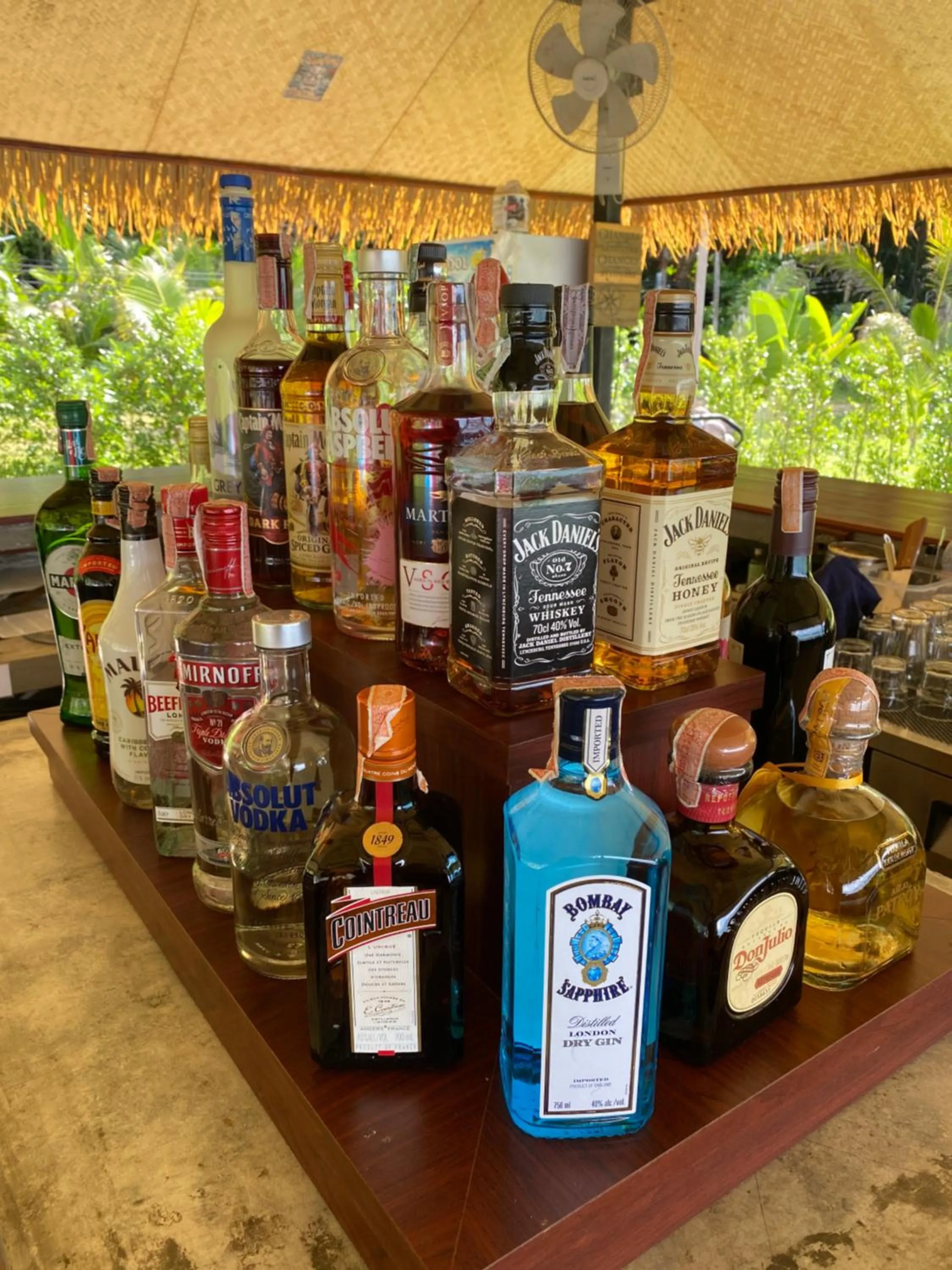 Drinks in Mali Kradan