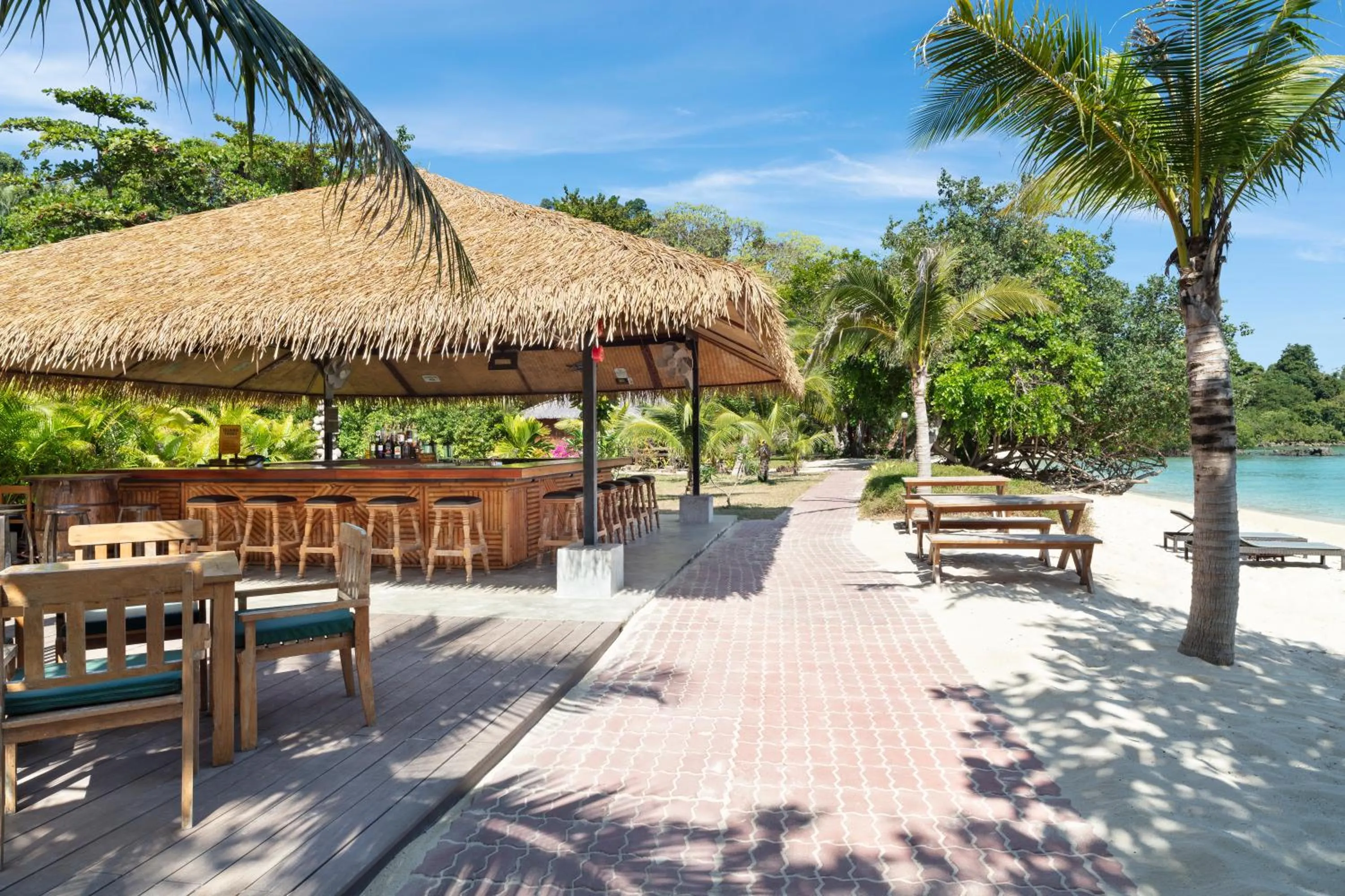 Restaurant/places to eat in Mali Kradan