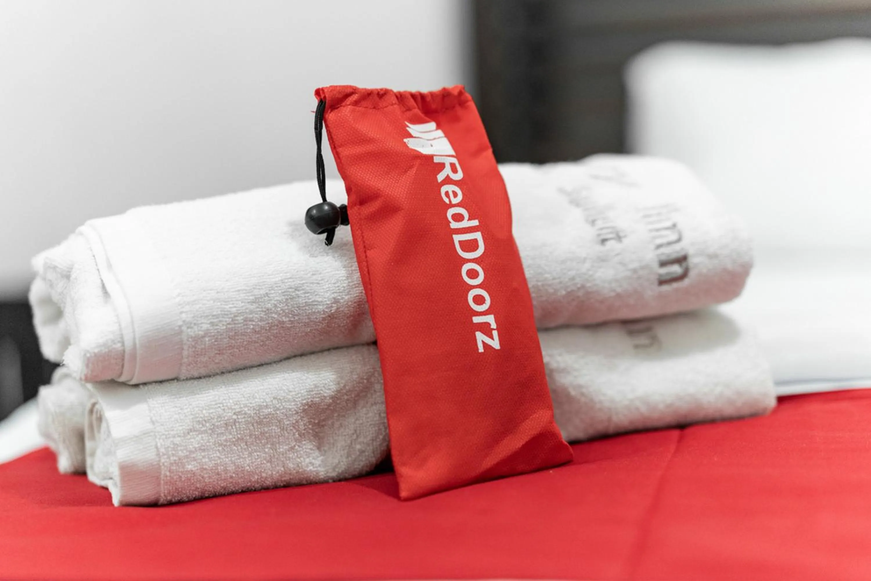 Bed in RedDoorz near Bahu Mall Manado