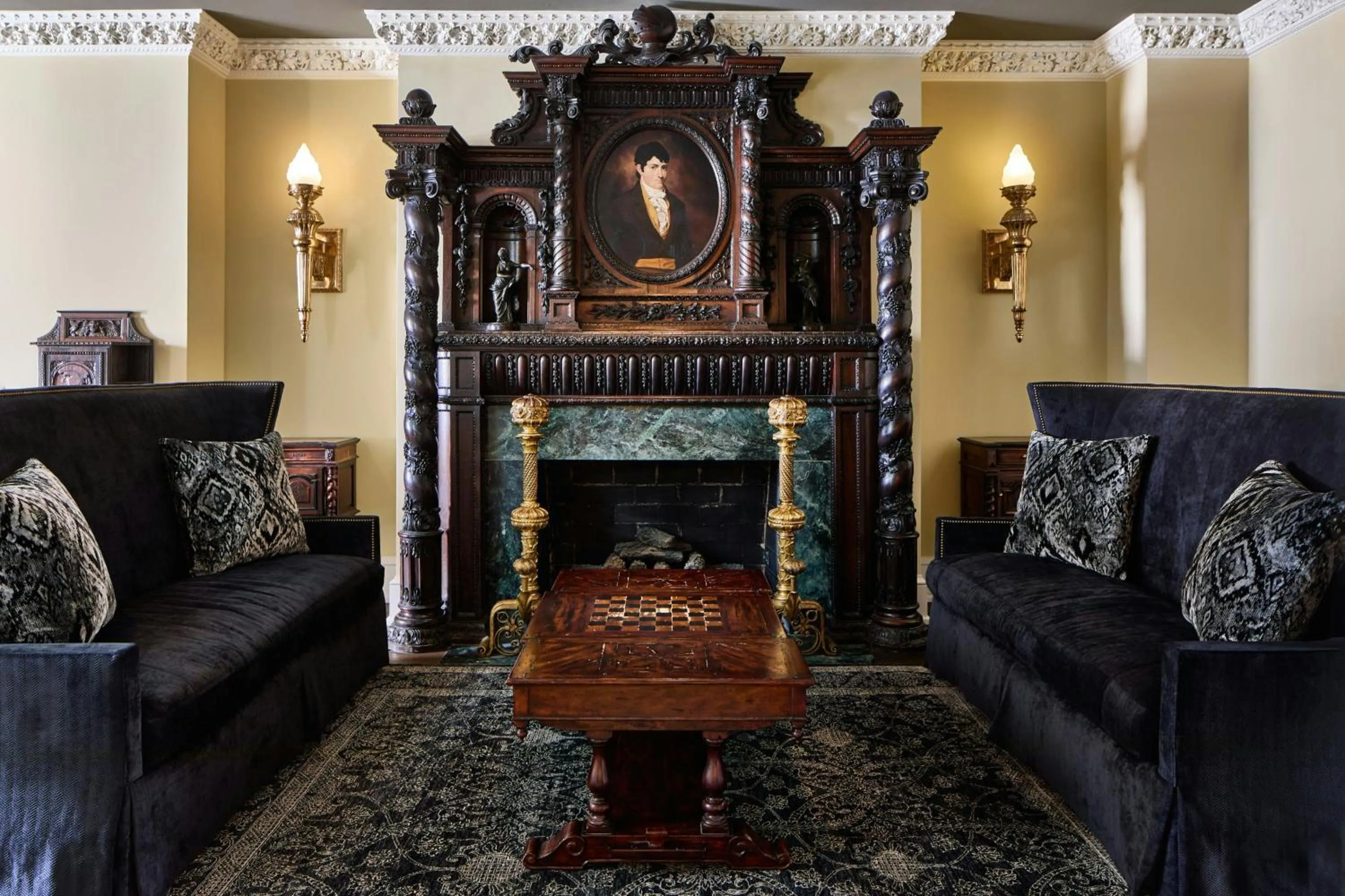 Photo of the whole room in Le Pavillon, New Orleans, a Tribute Portfolio Hotel