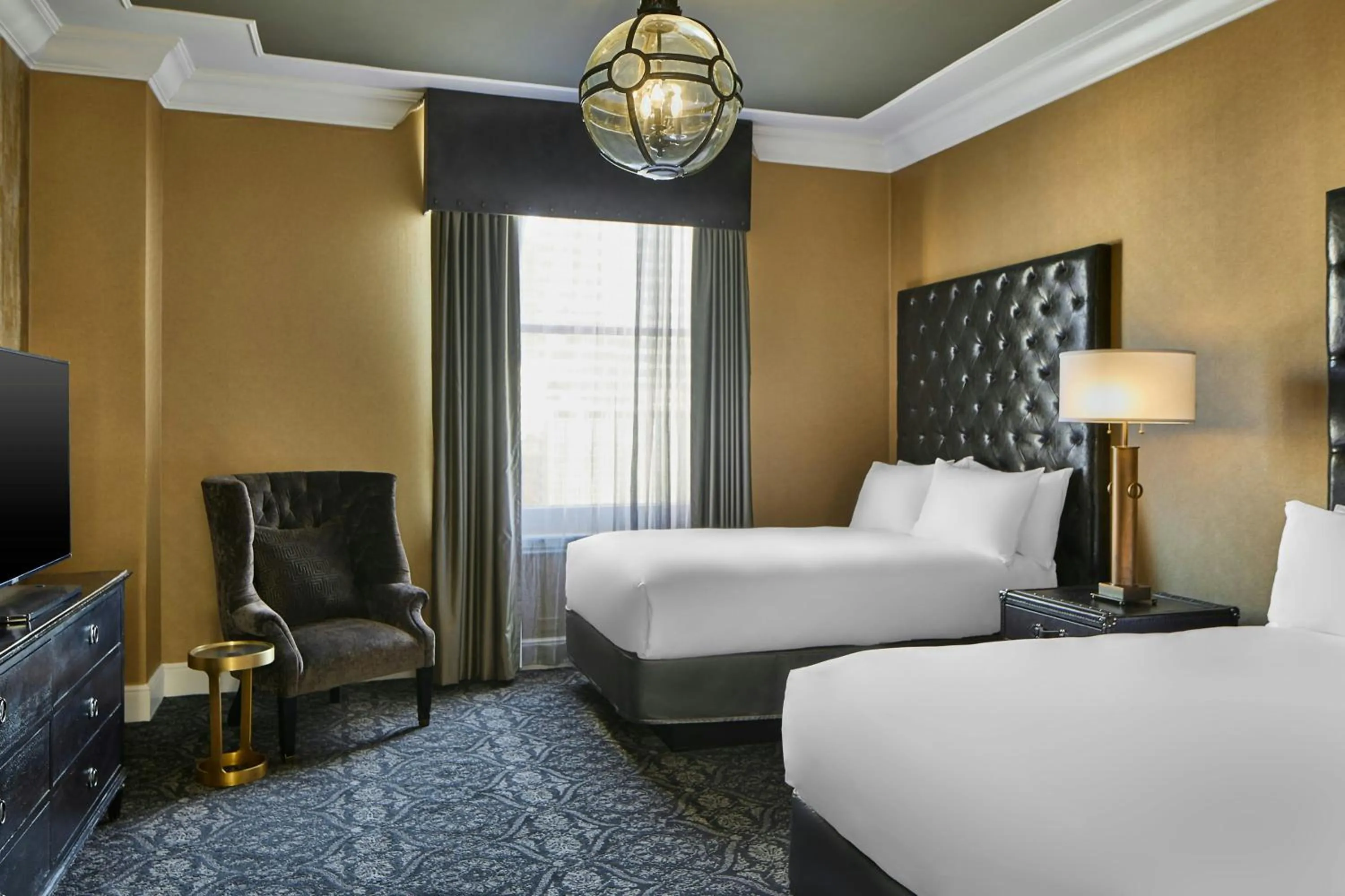 Bedroom, Bed in Le Pavillon, New Orleans, a Tribute Portfolio Hotel