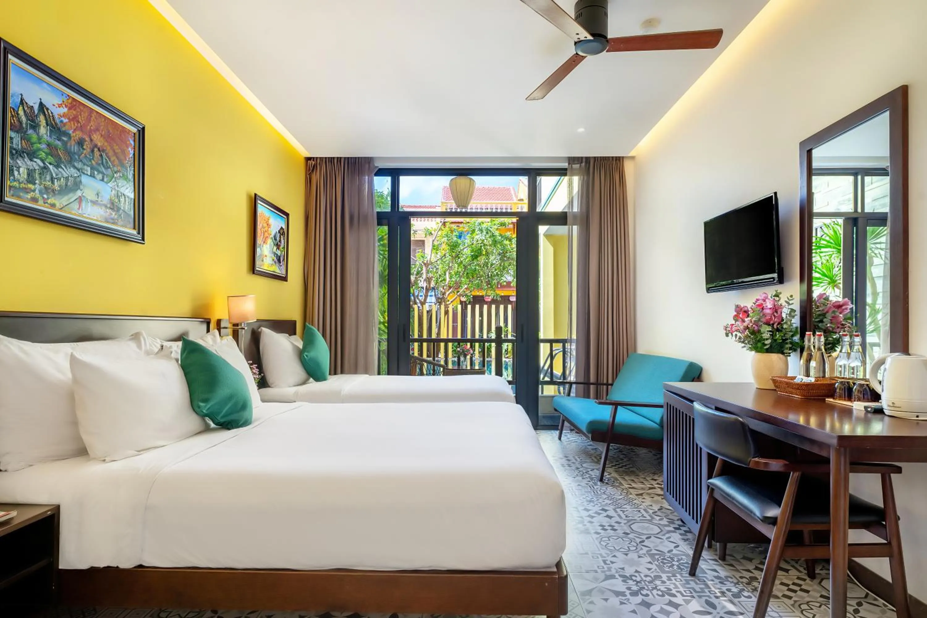 Photo of the whole room, Bed in Villa Soleil Hoi An