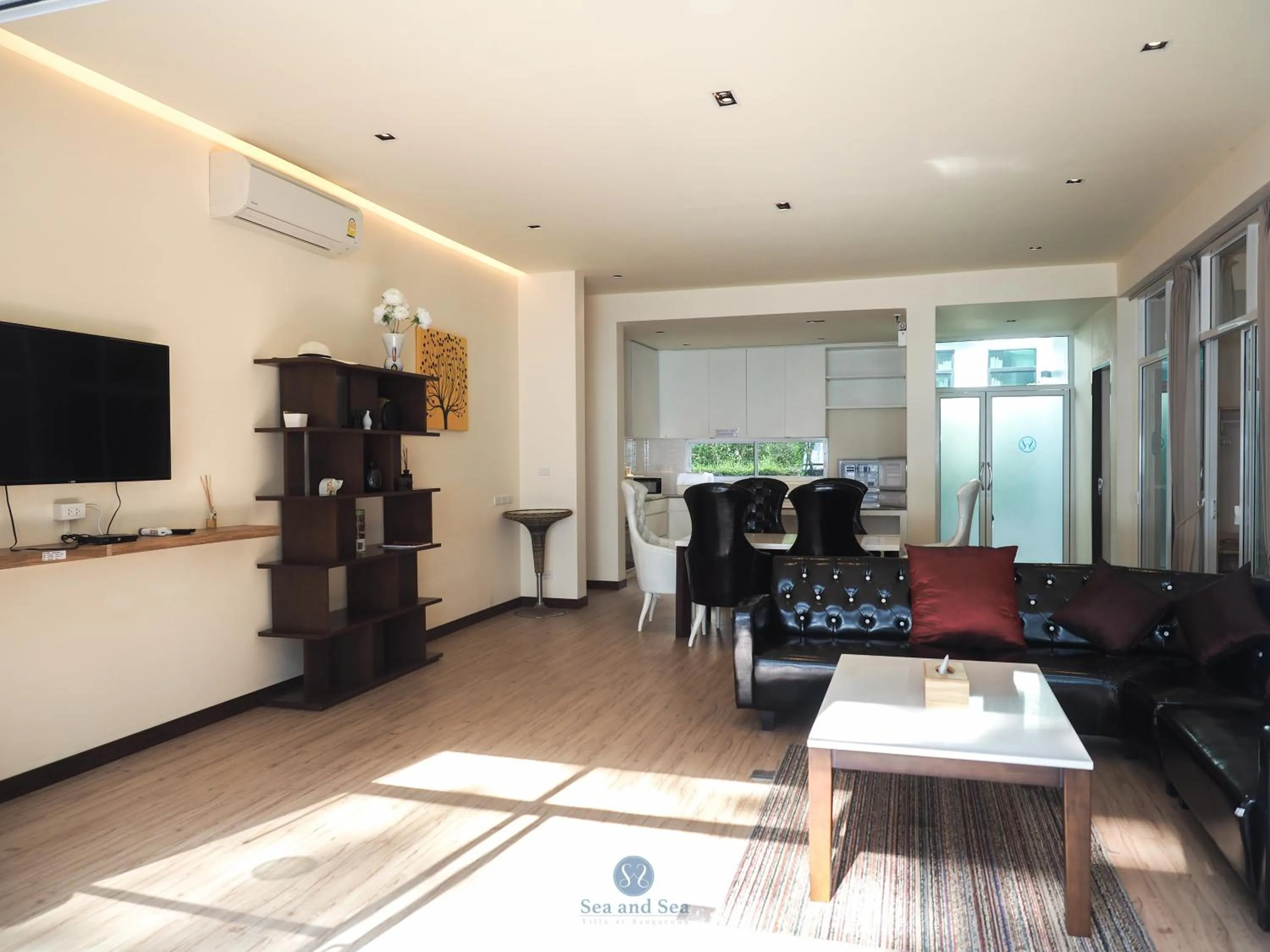 Living room in Sea and Sea Villa Sangaroon