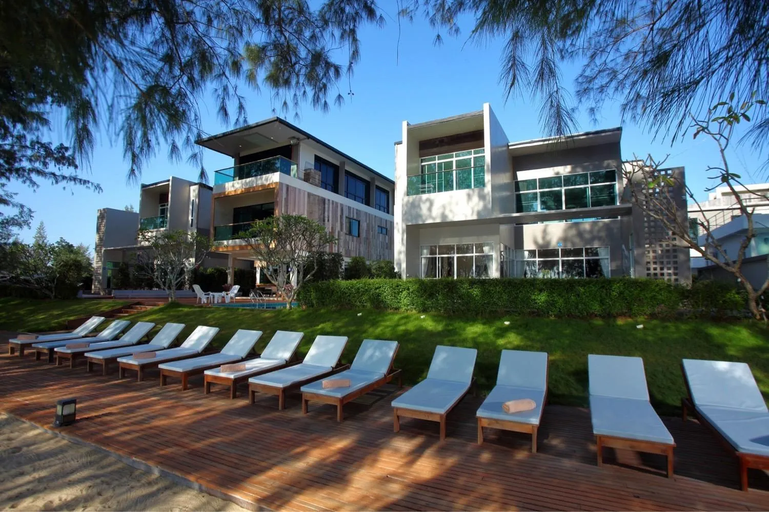 Sea and Sea Villa Sangaroon