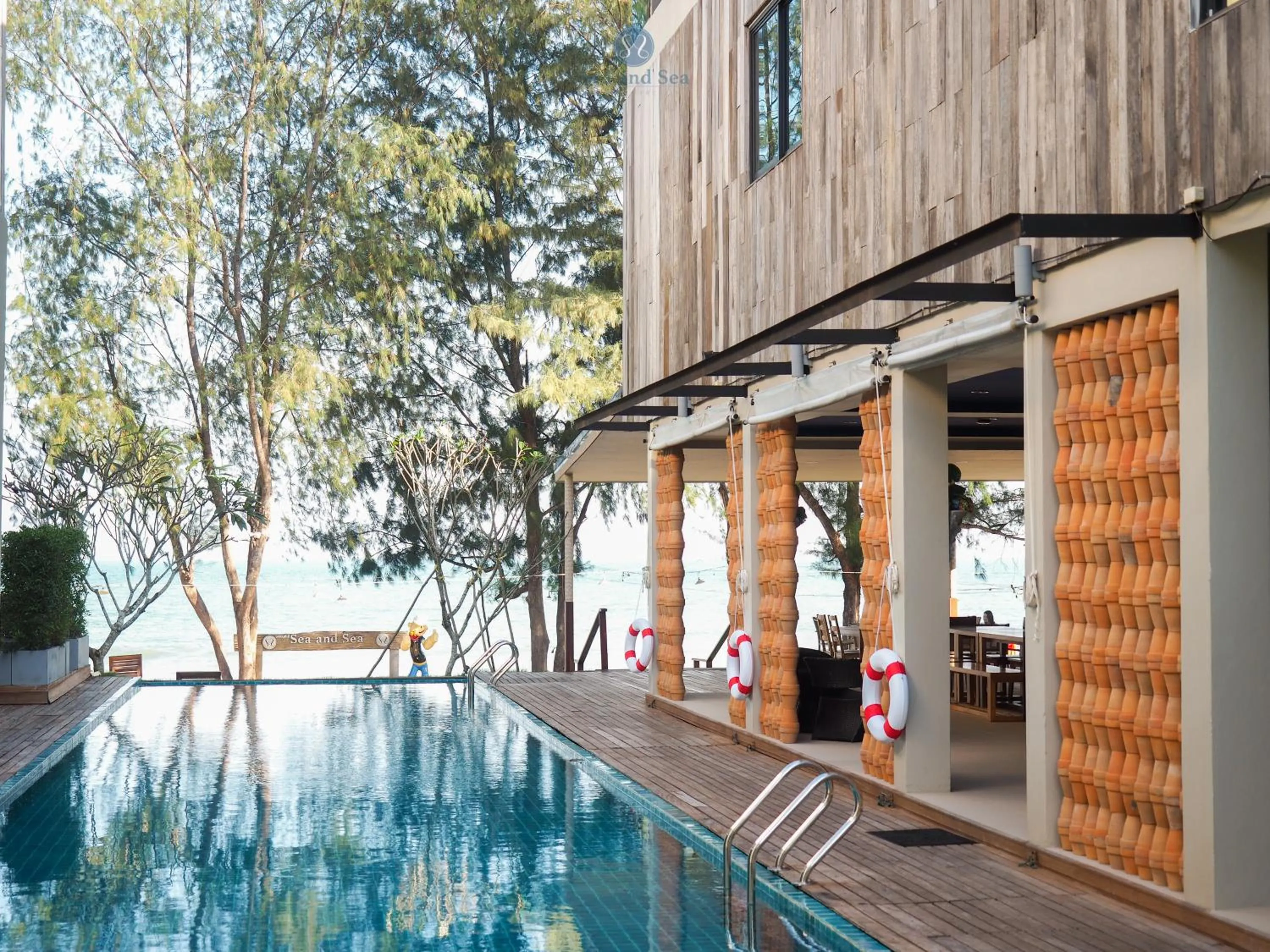 Beach in Sea and Sea Villa Sangaroon