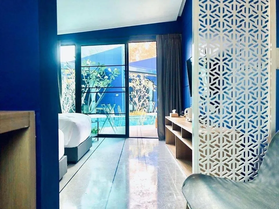 Bedroom, Bed in Sea and Sea Villa Sangaroon