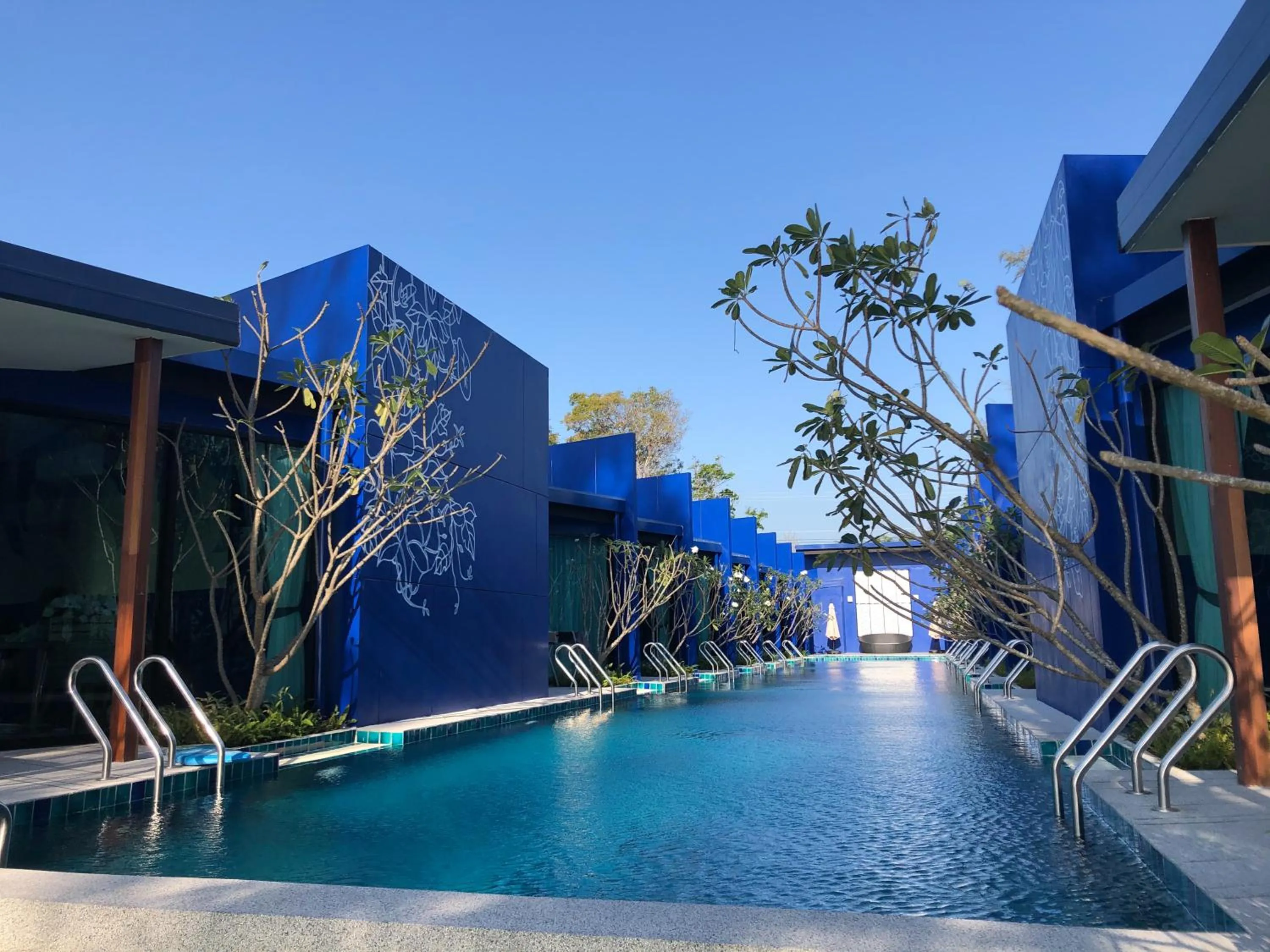 Property building in Sea and Sea Villa Sangaroon