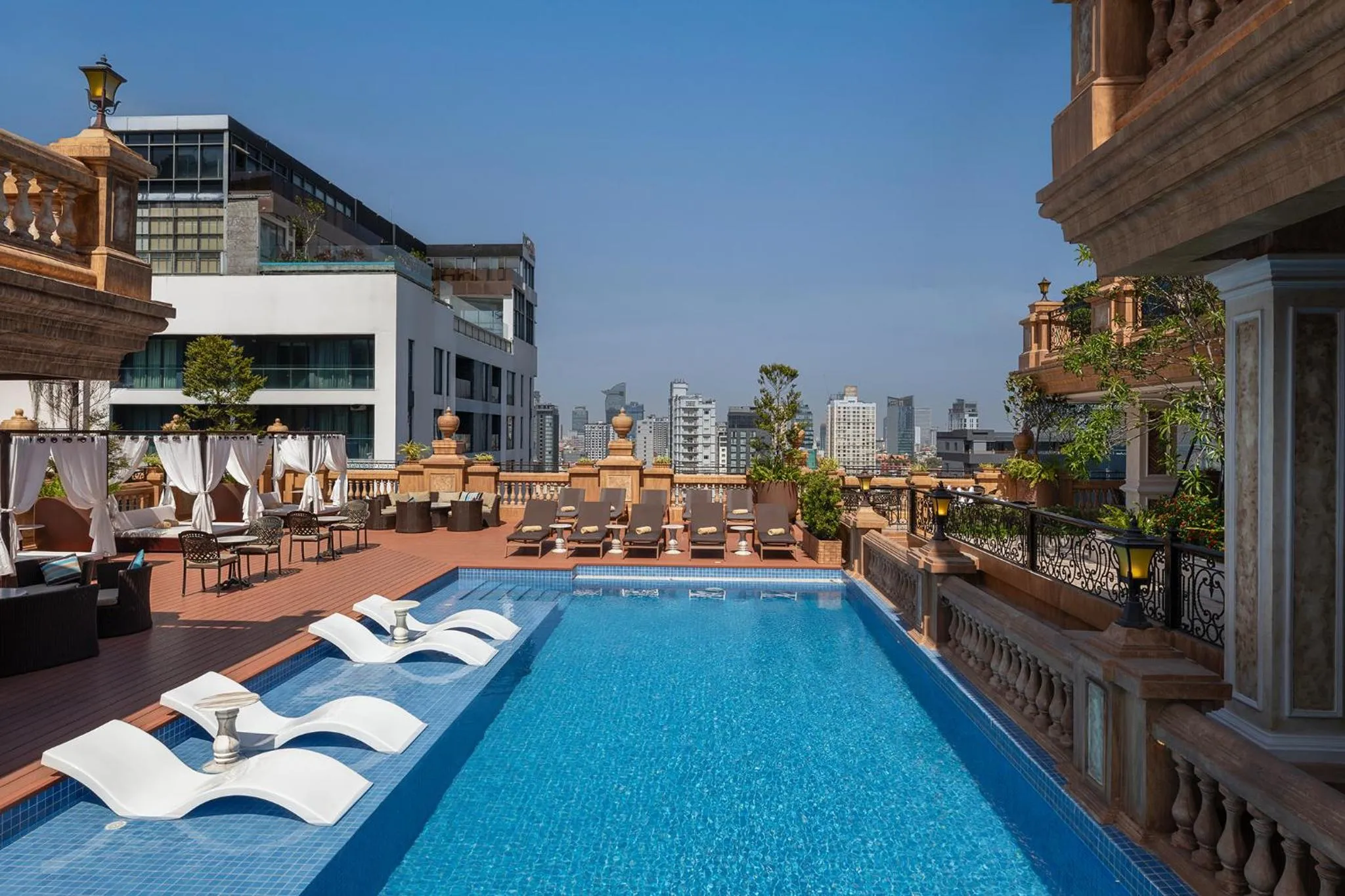 Property building in Anik Palace Hotel