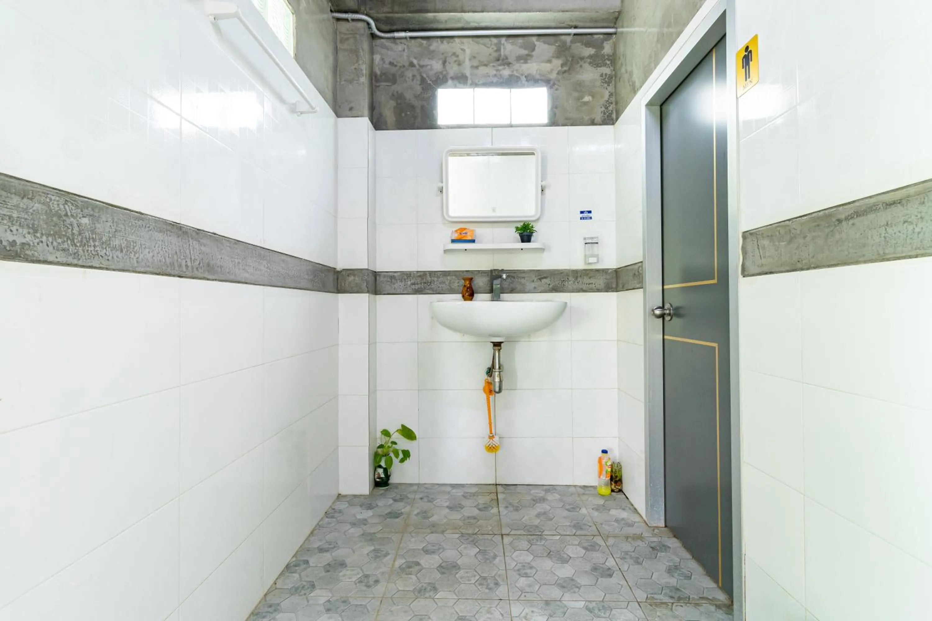 CS Klongtoey Grand Resort