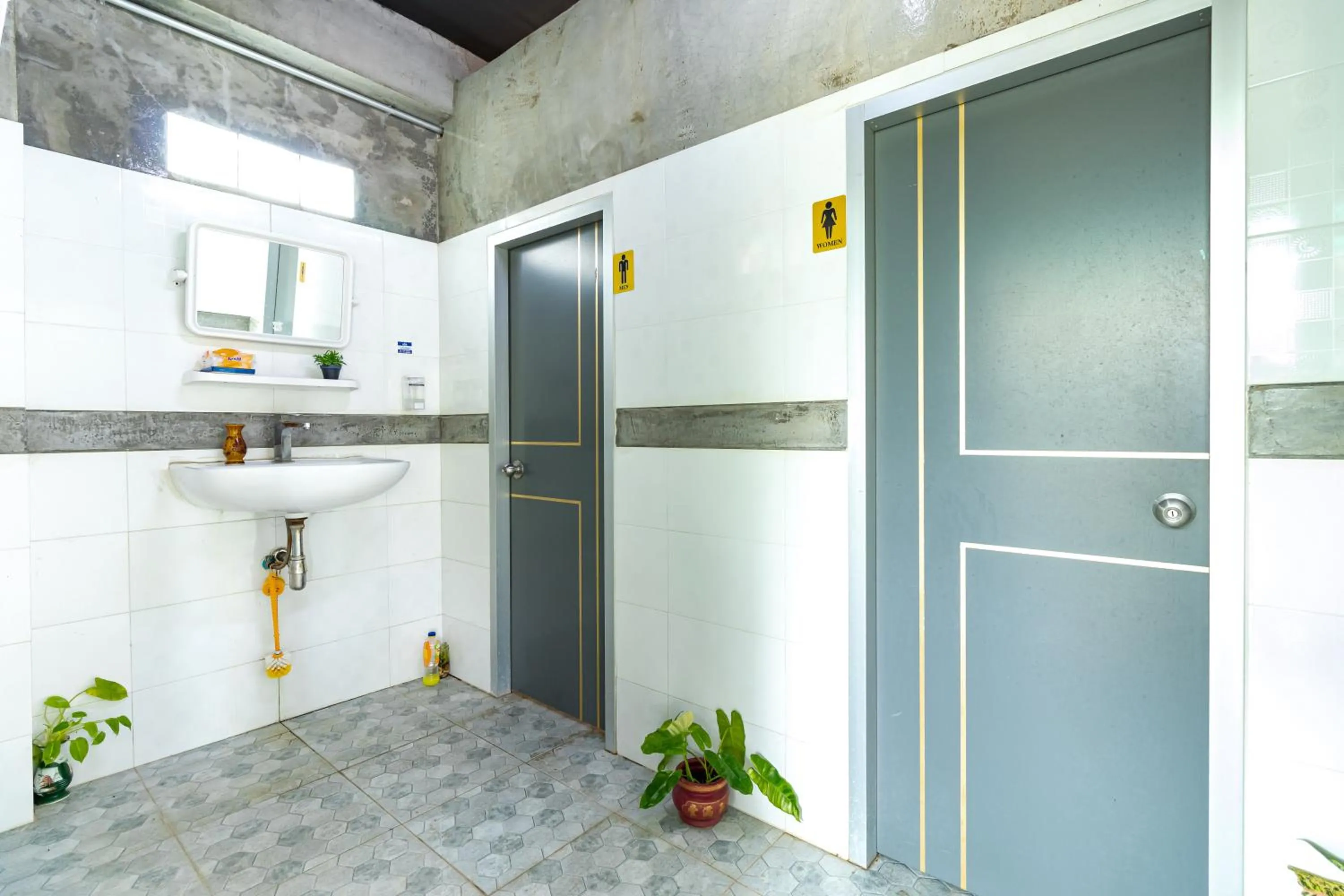 CS Klongtoey Grand Resort