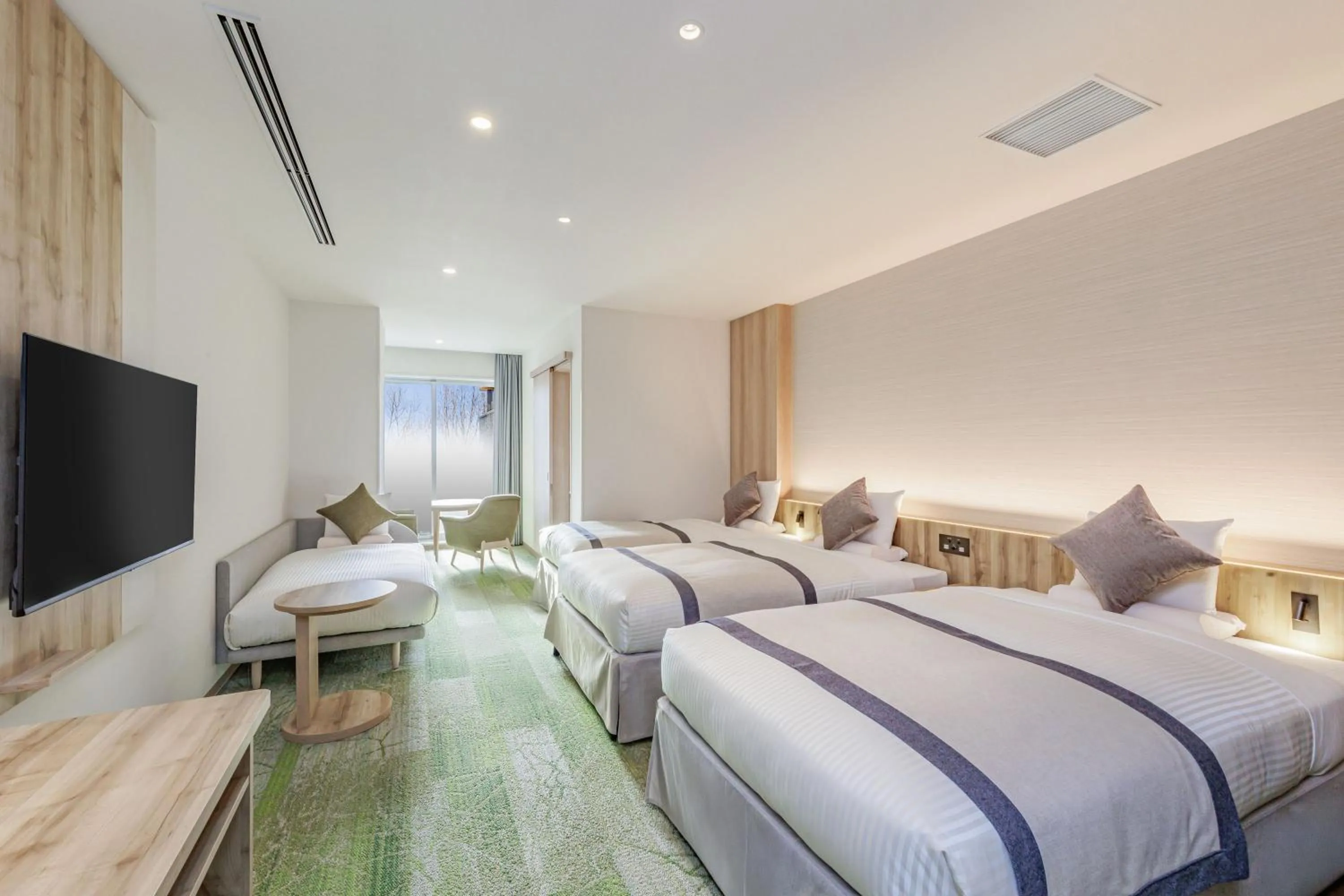 Photo of the whole room, Bed in KAMENOI HOTEL Nagatoro Yorii