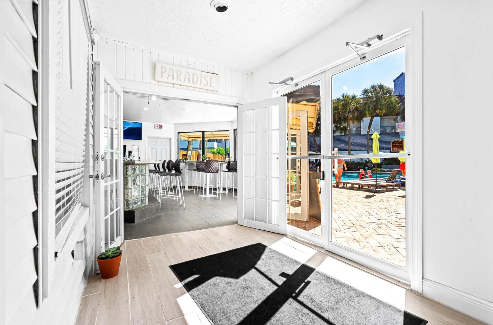 Lounge or bar in Hotolos Hollywood