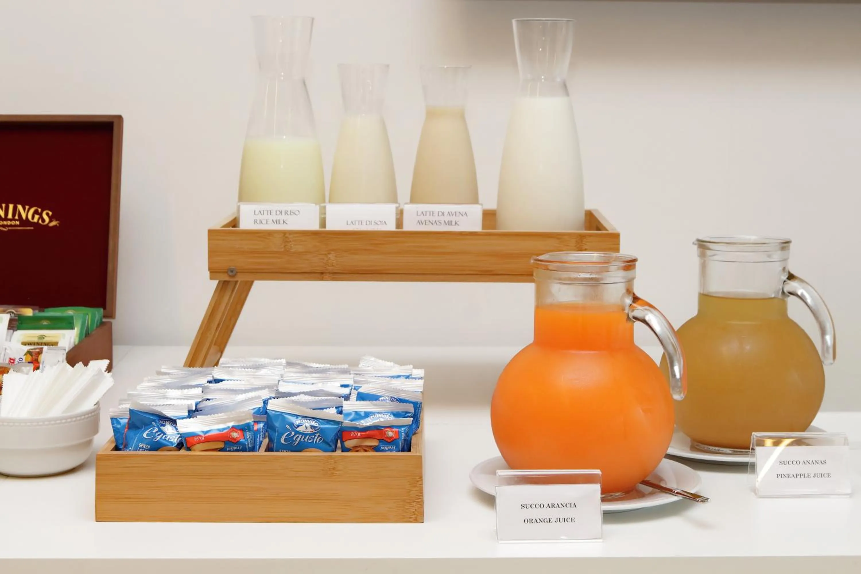 Food and drinks in Hotel Poseidon