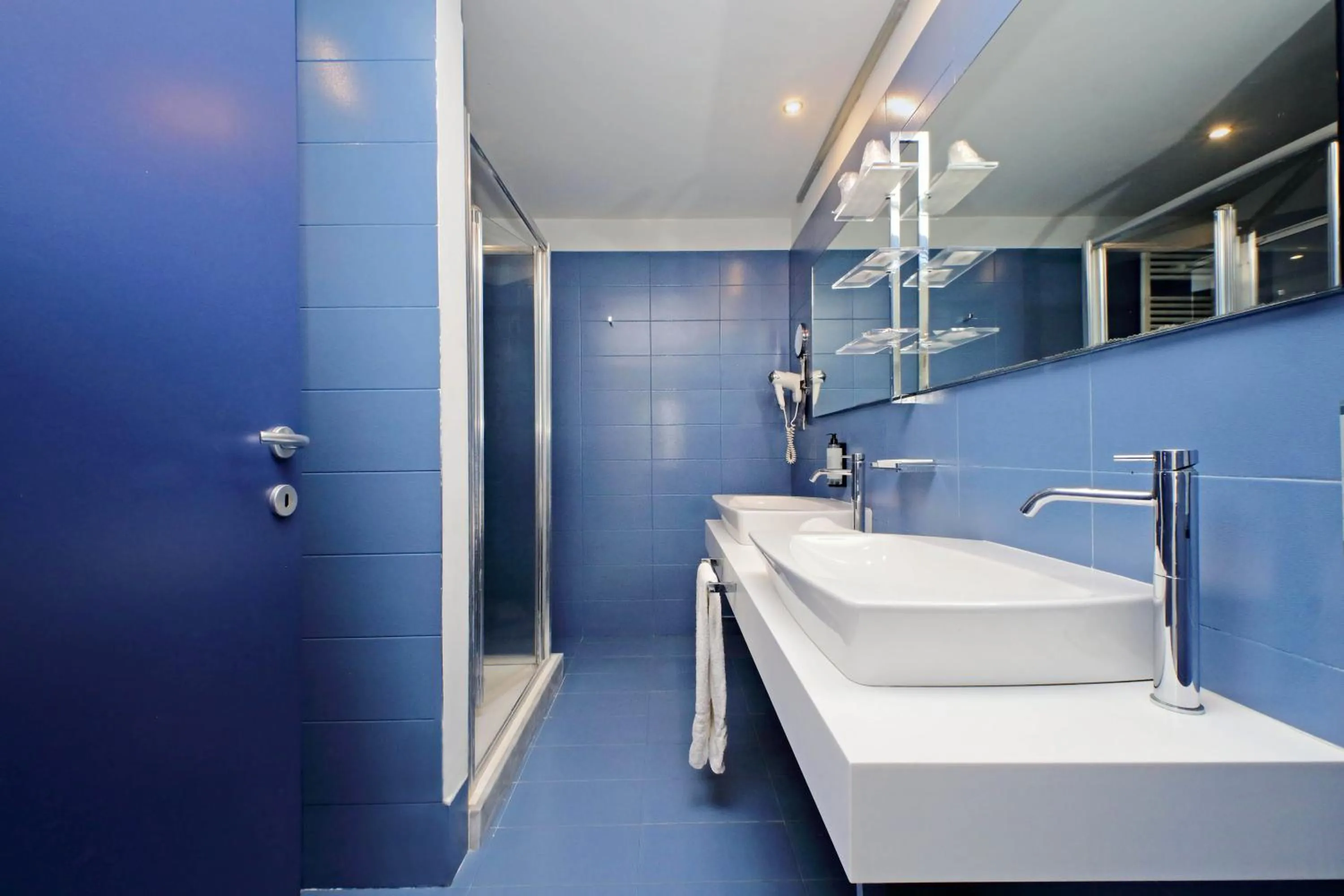 Bathroom in Hotel Poseidon