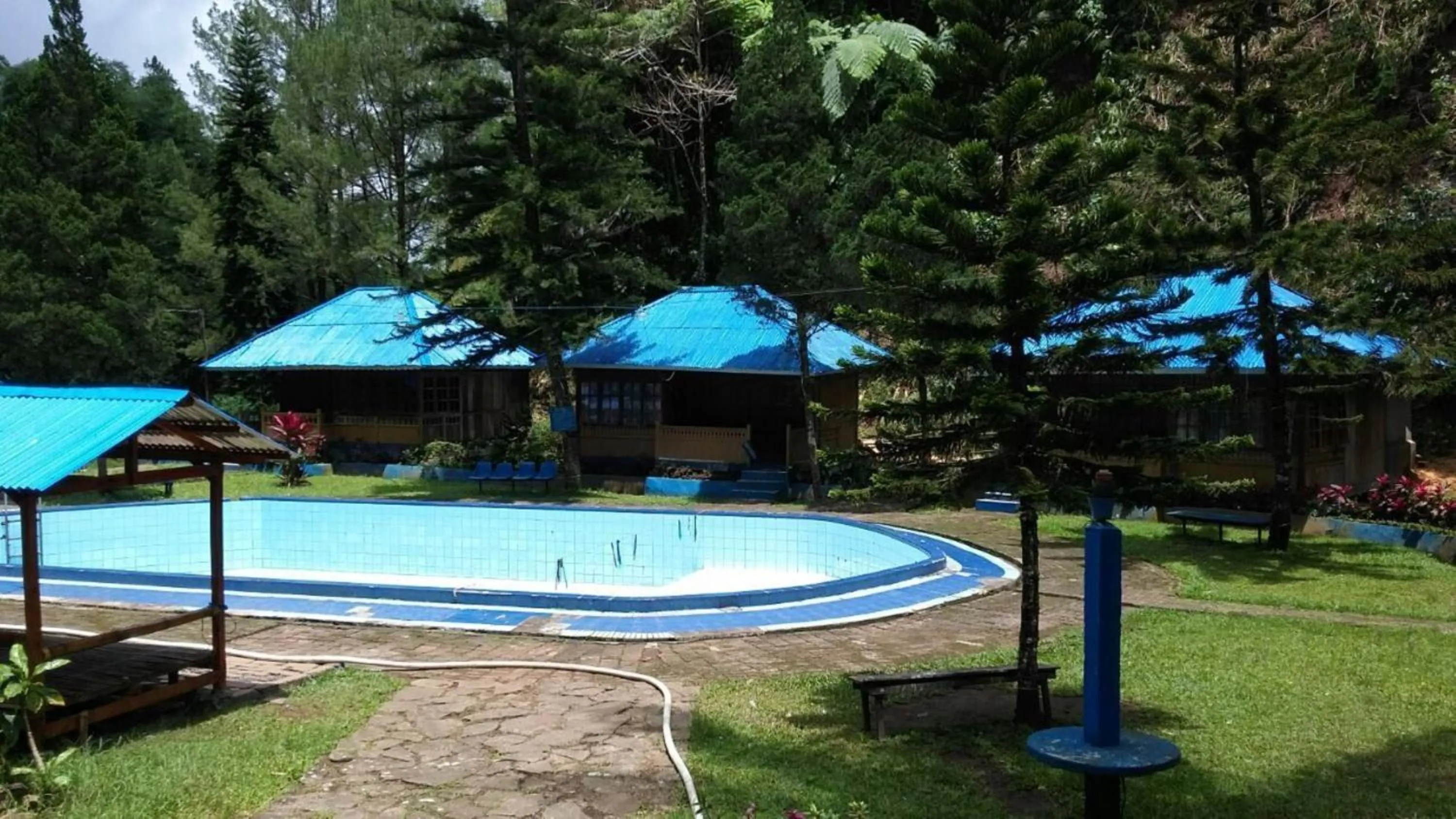 Bathroom in Lembah Biru Lagoon
