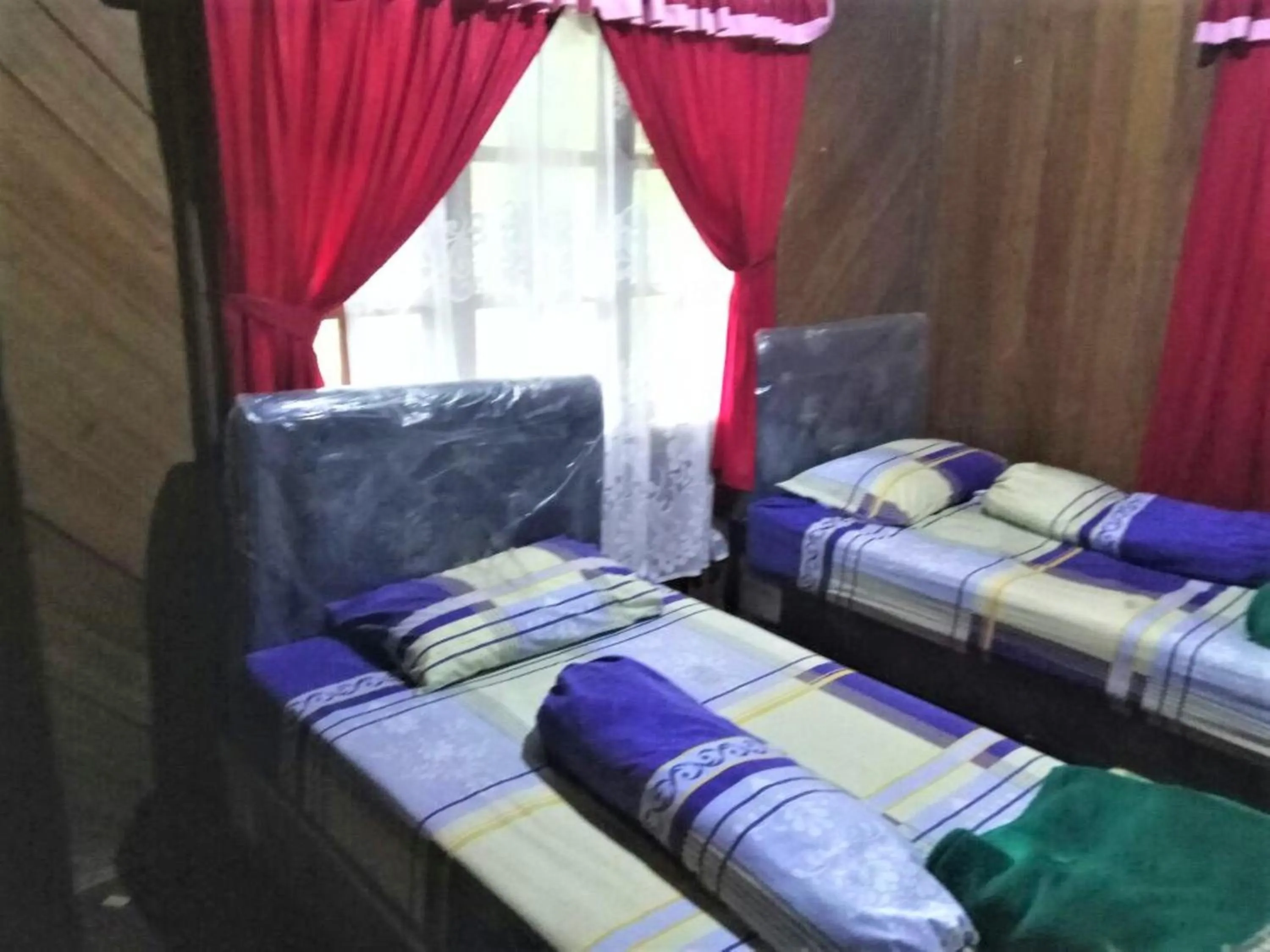 Bed in Lembah Biru Lagoon