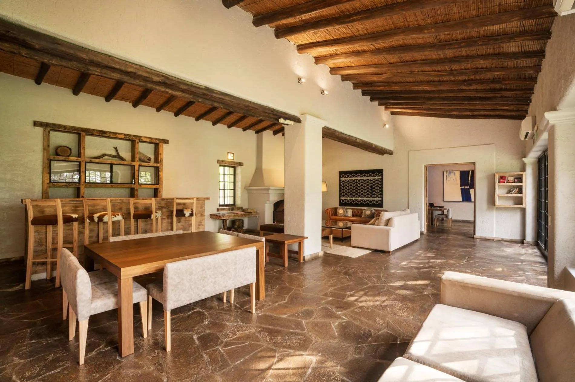 Communal lounge/ TV room in Posada Salentein