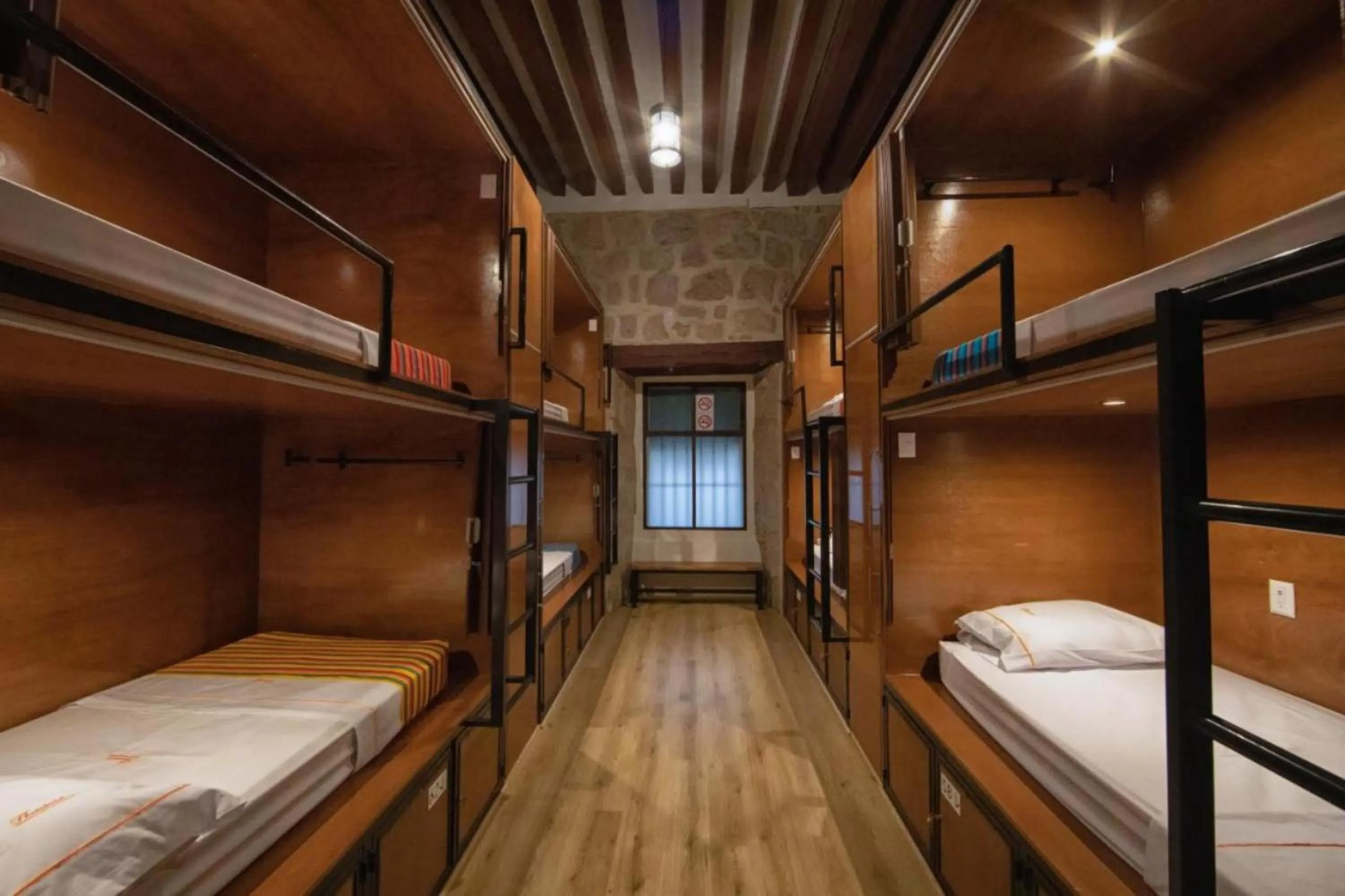 Bed in OYO Hostal Mich