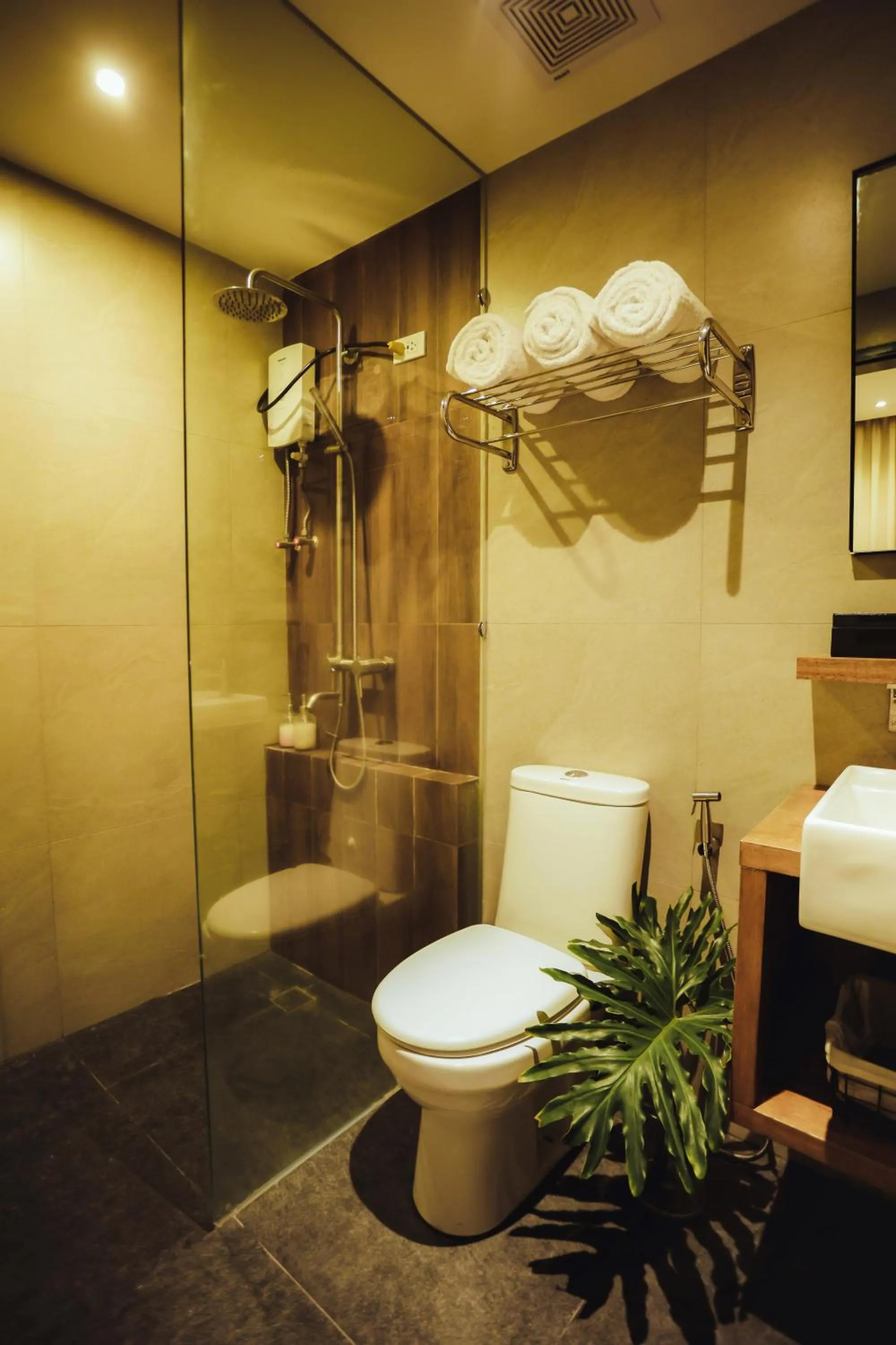 Bathroom in The Bourke Hotel