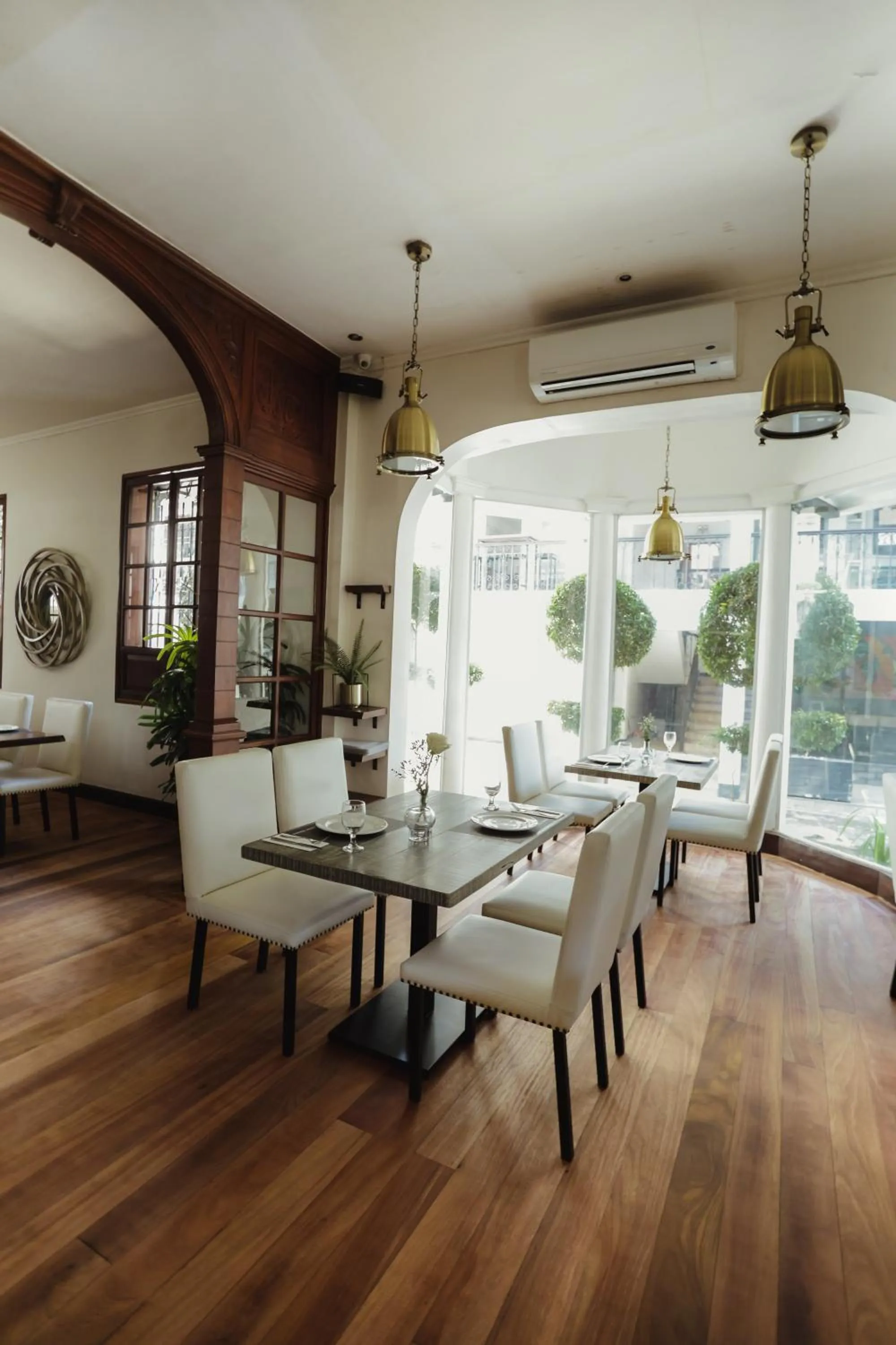 Dining area in The Bourke Hotel