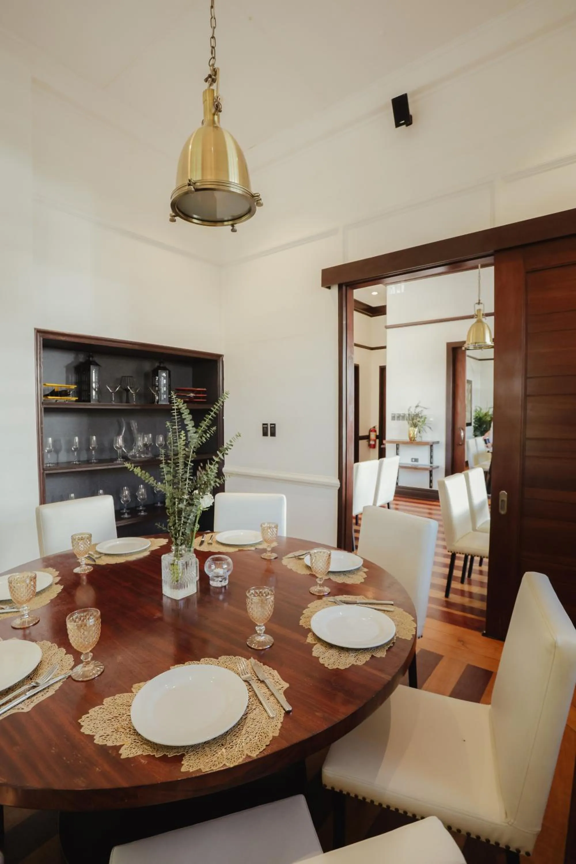 Restaurant/places to eat in The Bourke Hotel