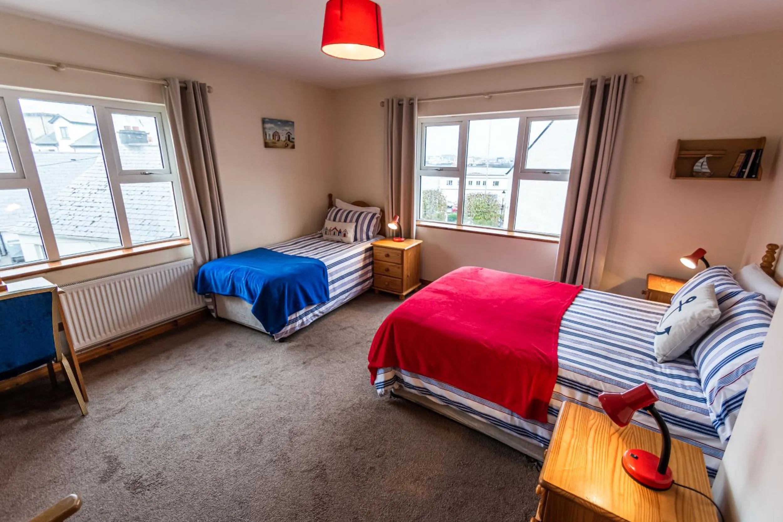 Bedroom, Bed in Seawinds Bed and Breakfast