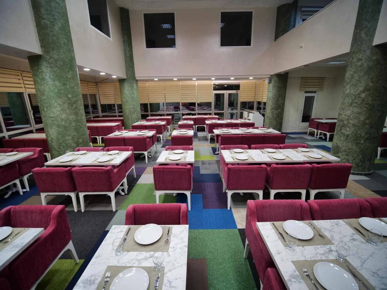 Restaurant/places to eat in ERCİYES HİLL