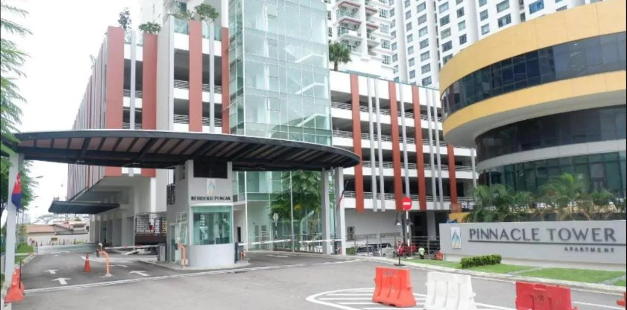 Property building in Pinnacle Tower Homestay by Home Cube