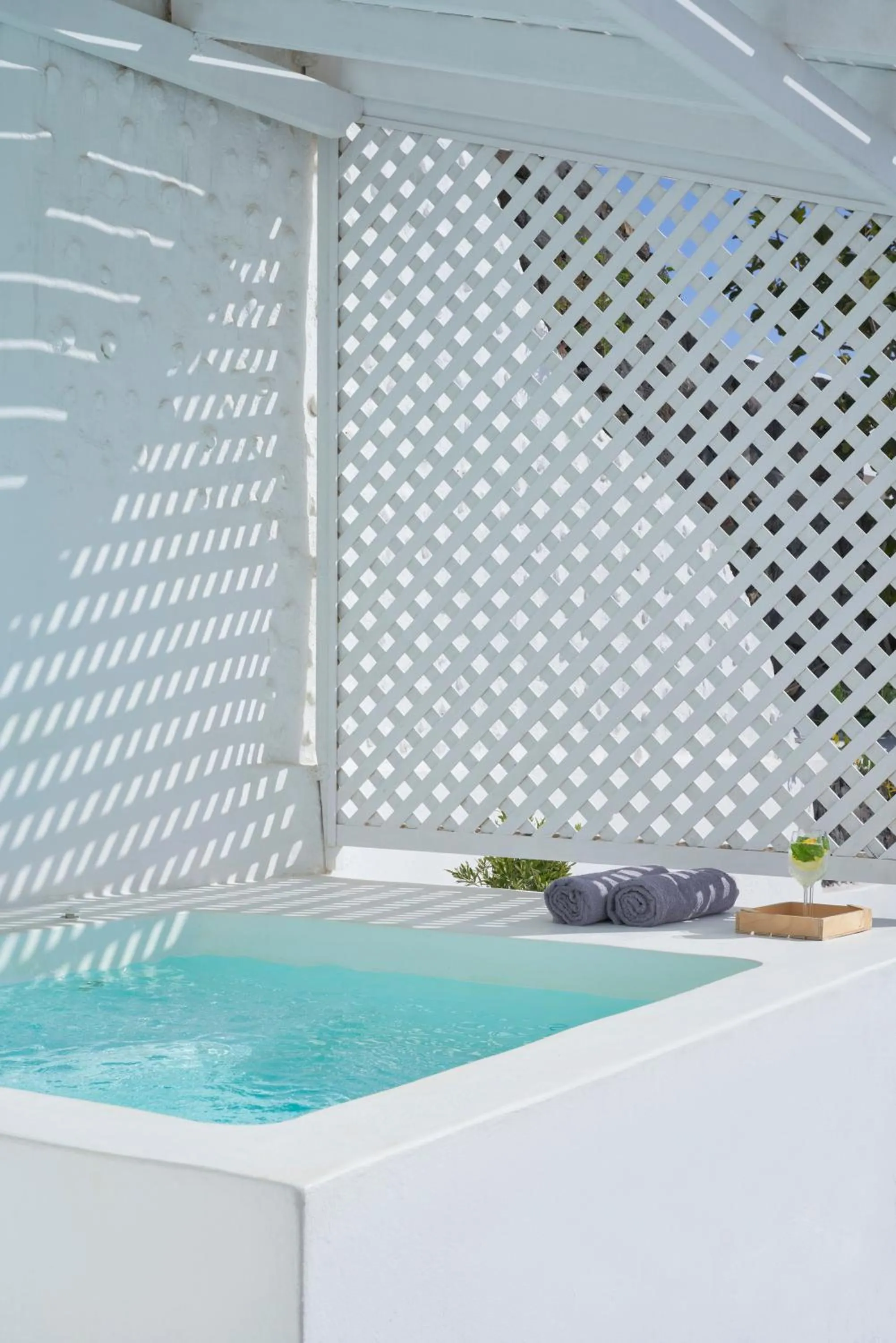 Hot Tub in Mr and Mrs White Oia - Santorini