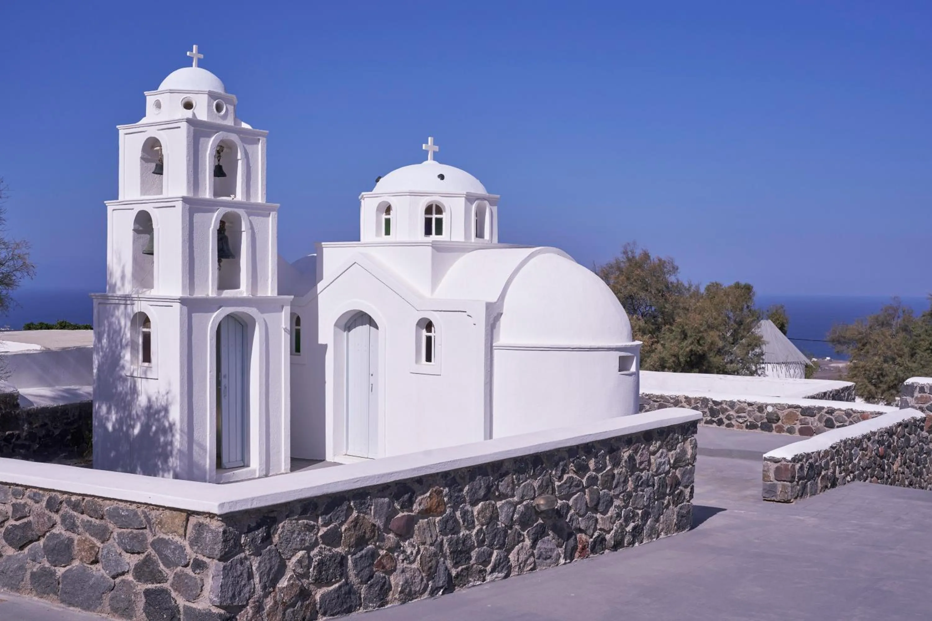 Restaurant/places to eat in Mr and Mrs White Oia - Santorini