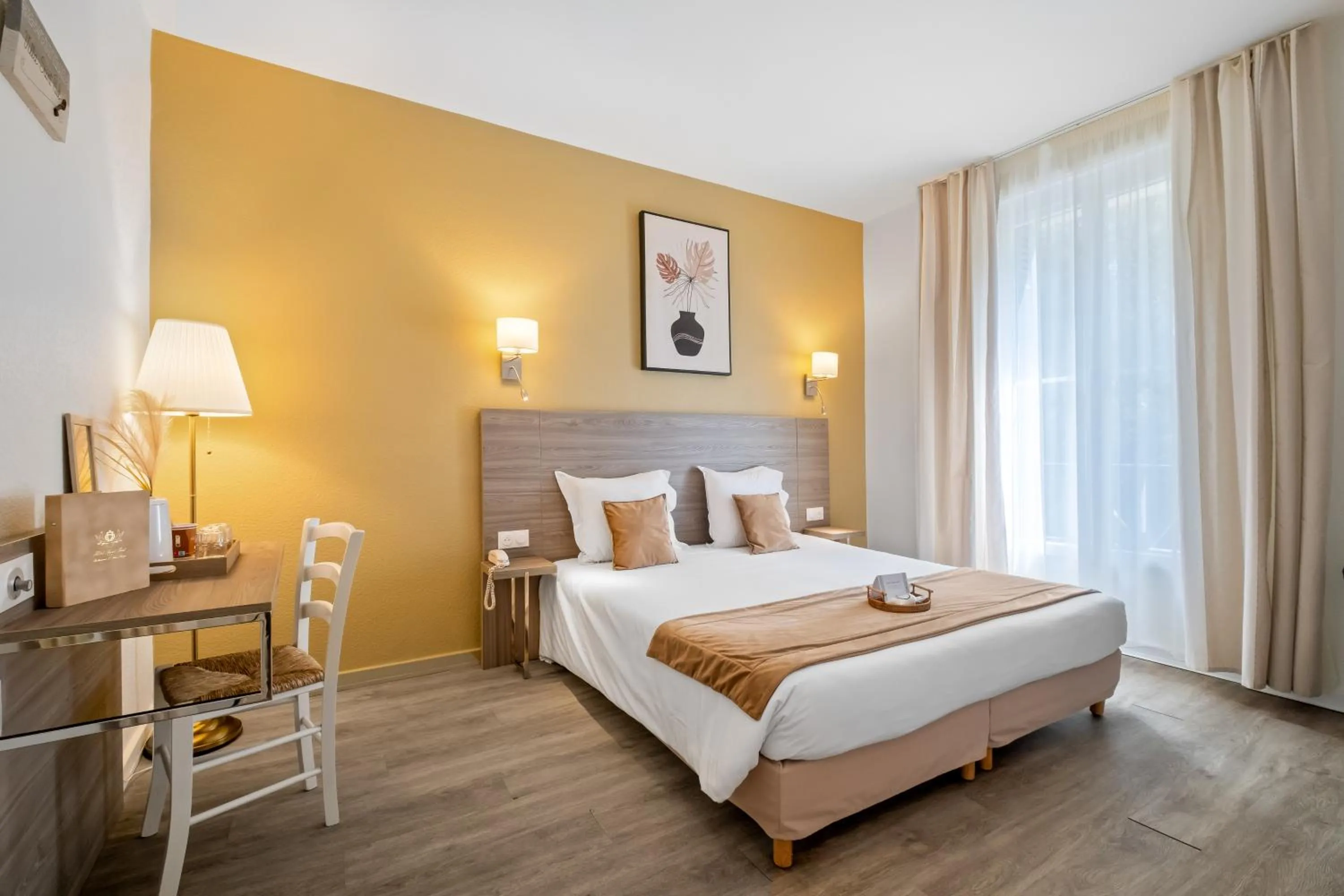 Bedroom, Bed in Hotel Saint Paul