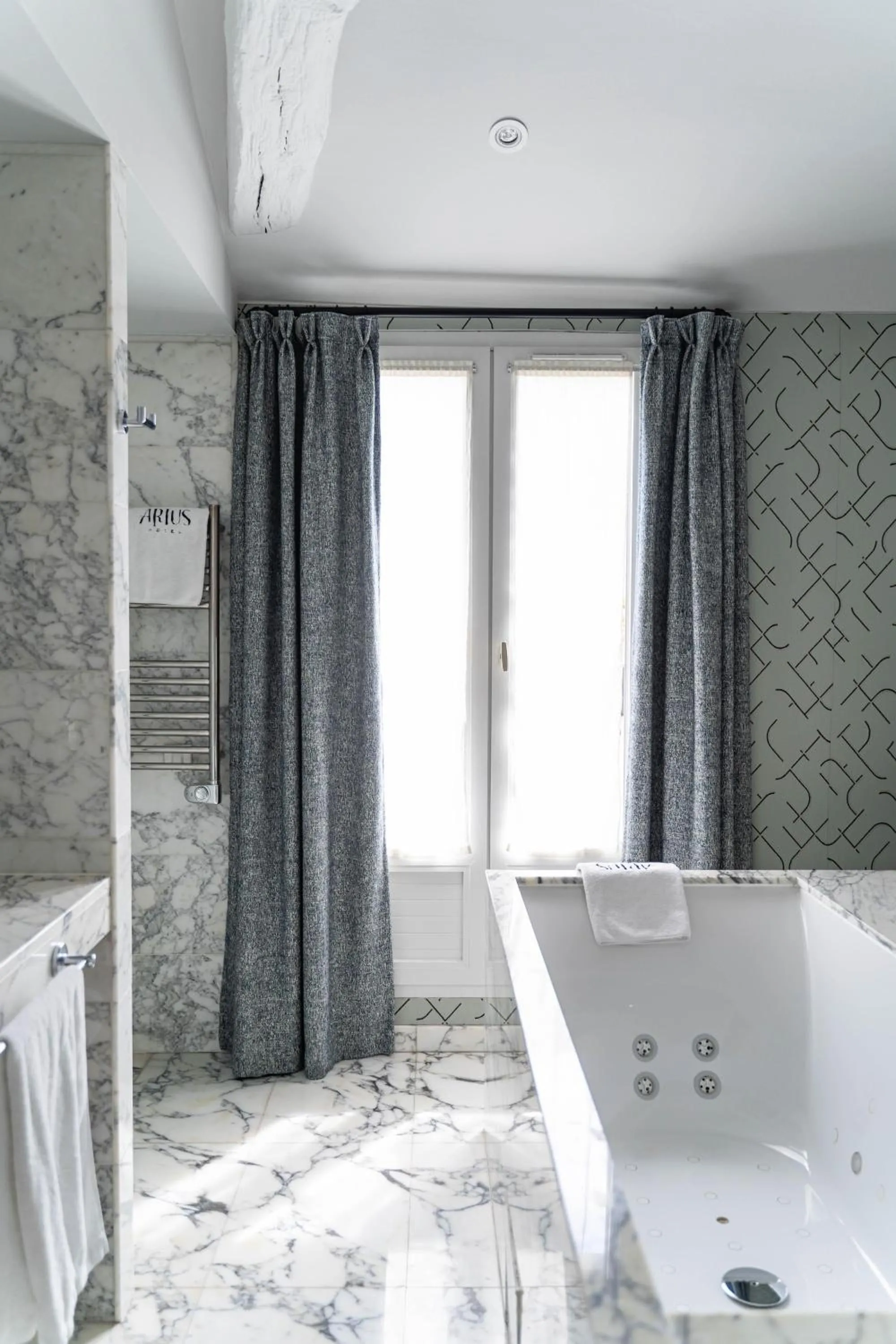 Bathroom in Hôtel Artus