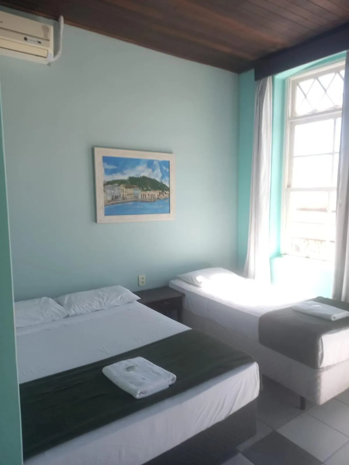 Bed in Kontiki Hotel