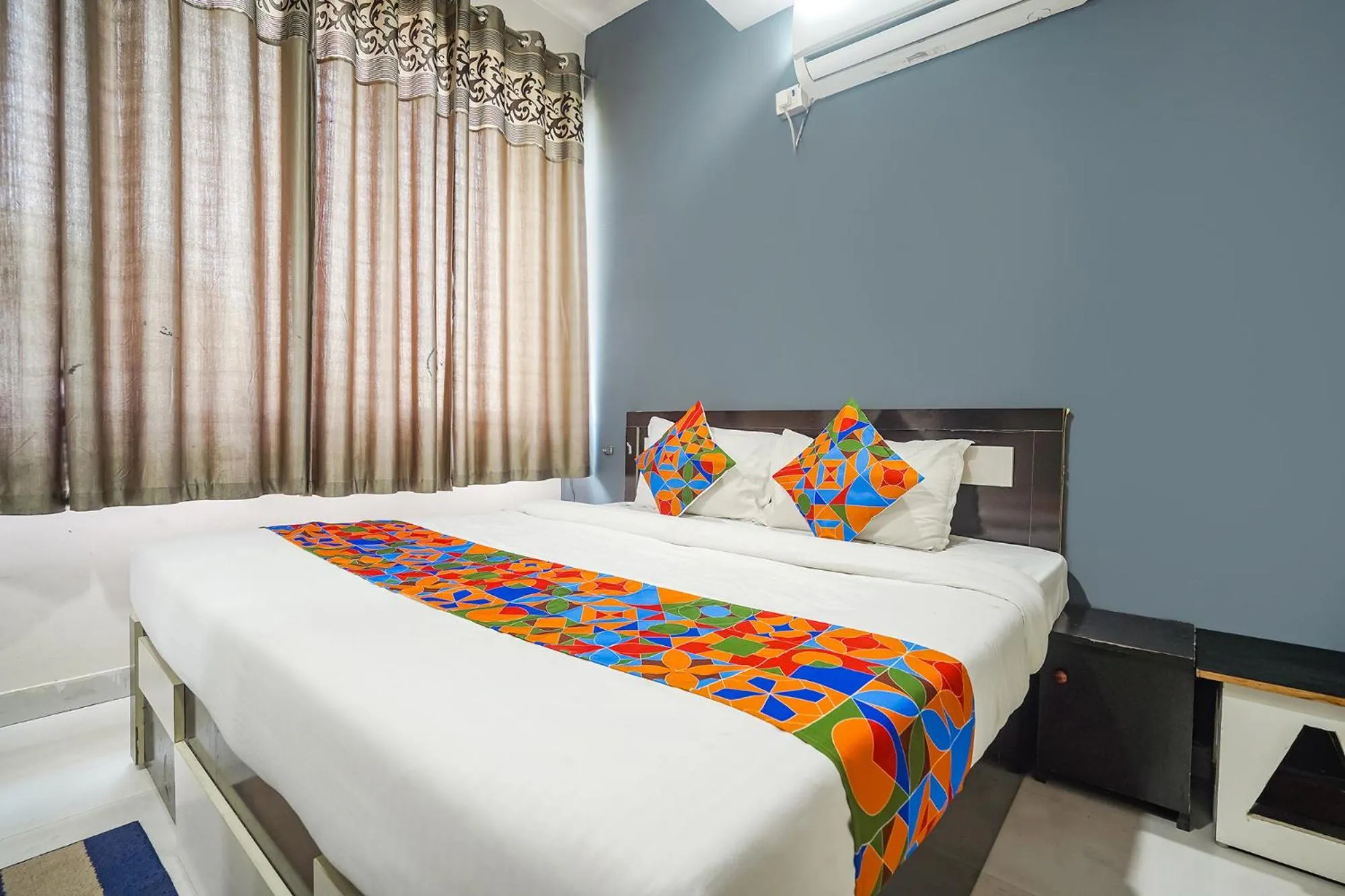 Bed in FabExpress Shraddha inn