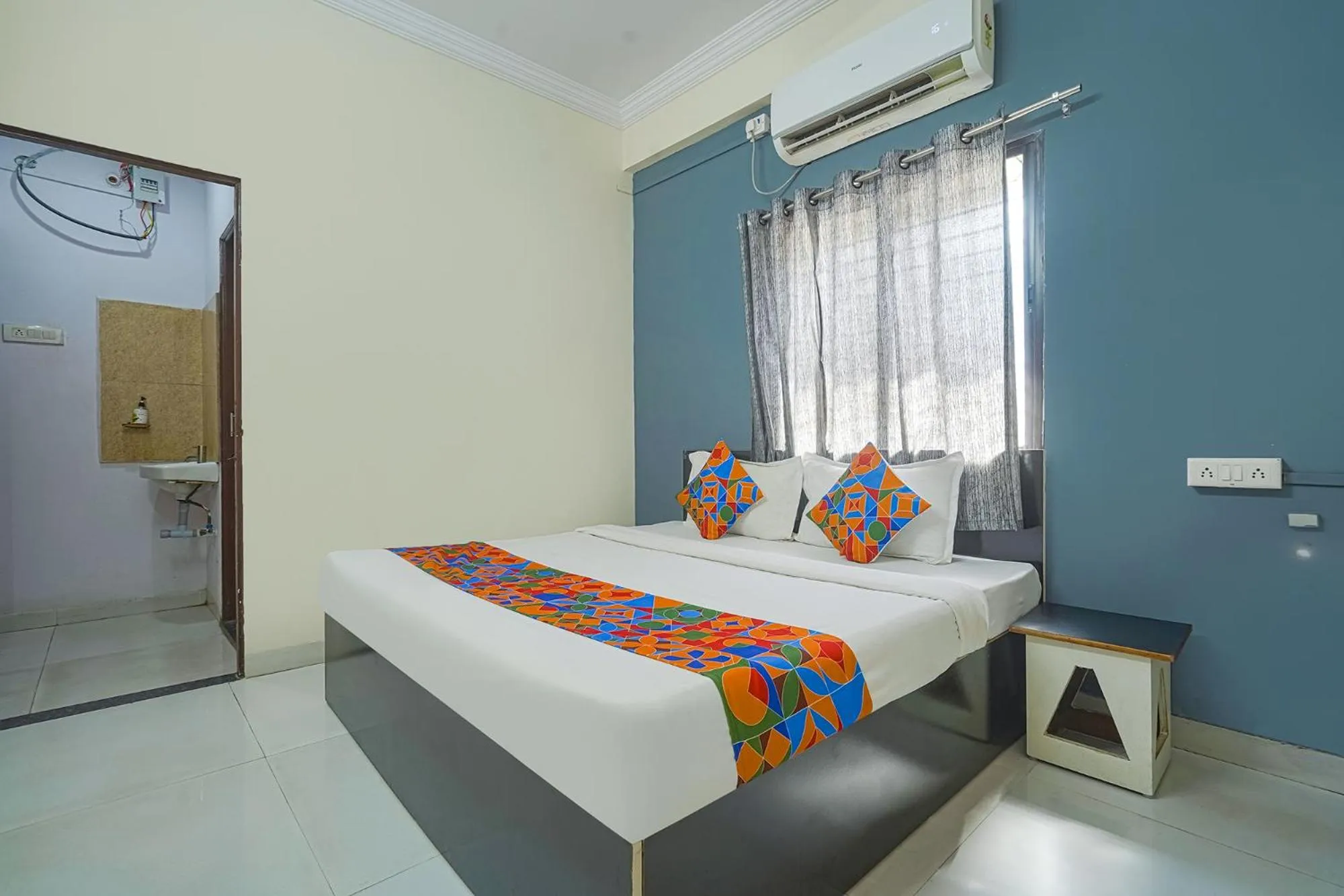 Bed in FabExpress Shraddha inn