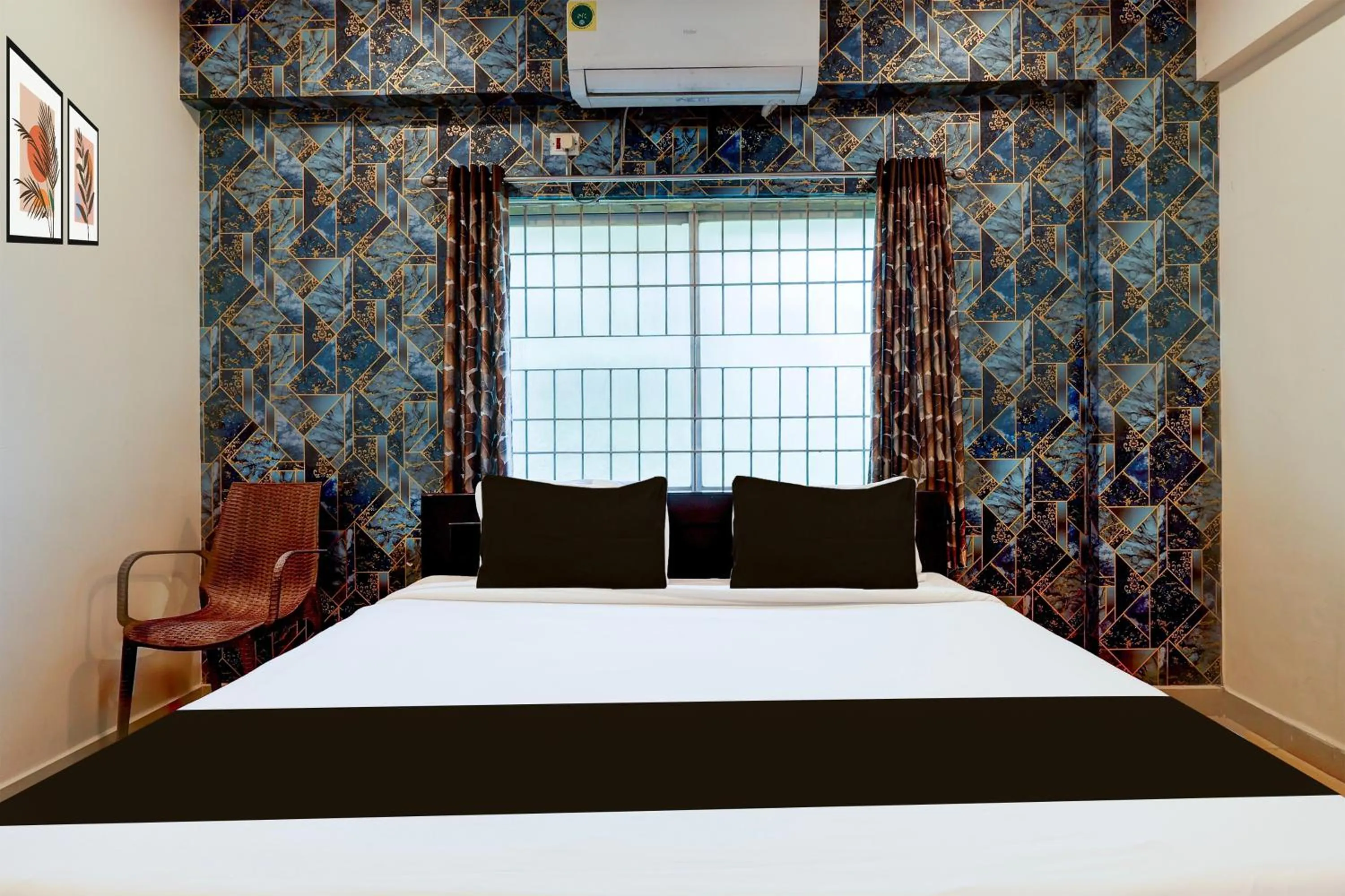 Bedroom, Bed in Hotel O Sai Nivas