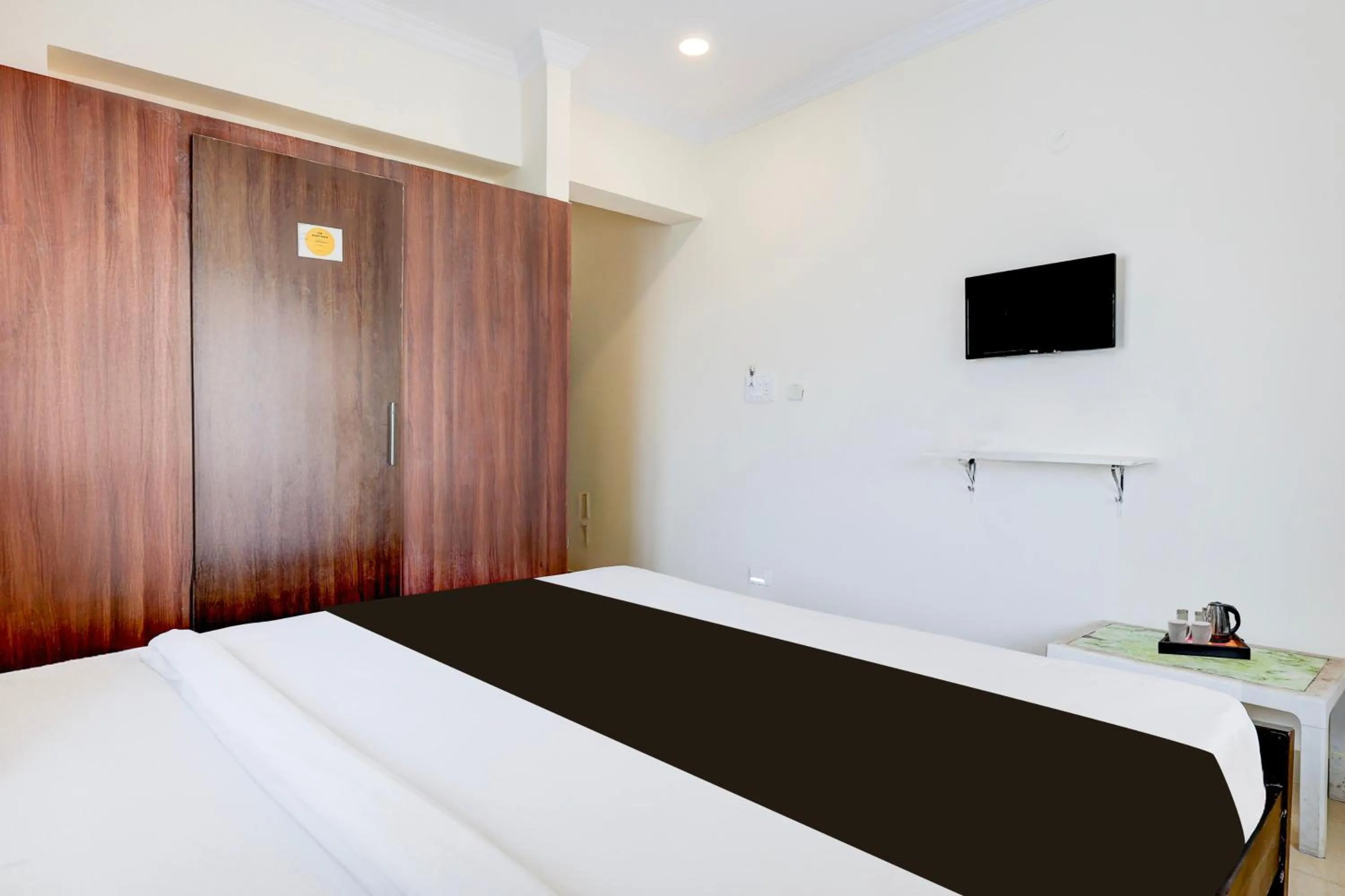 Bedroom, Bed in Hotel O Sai Nivas