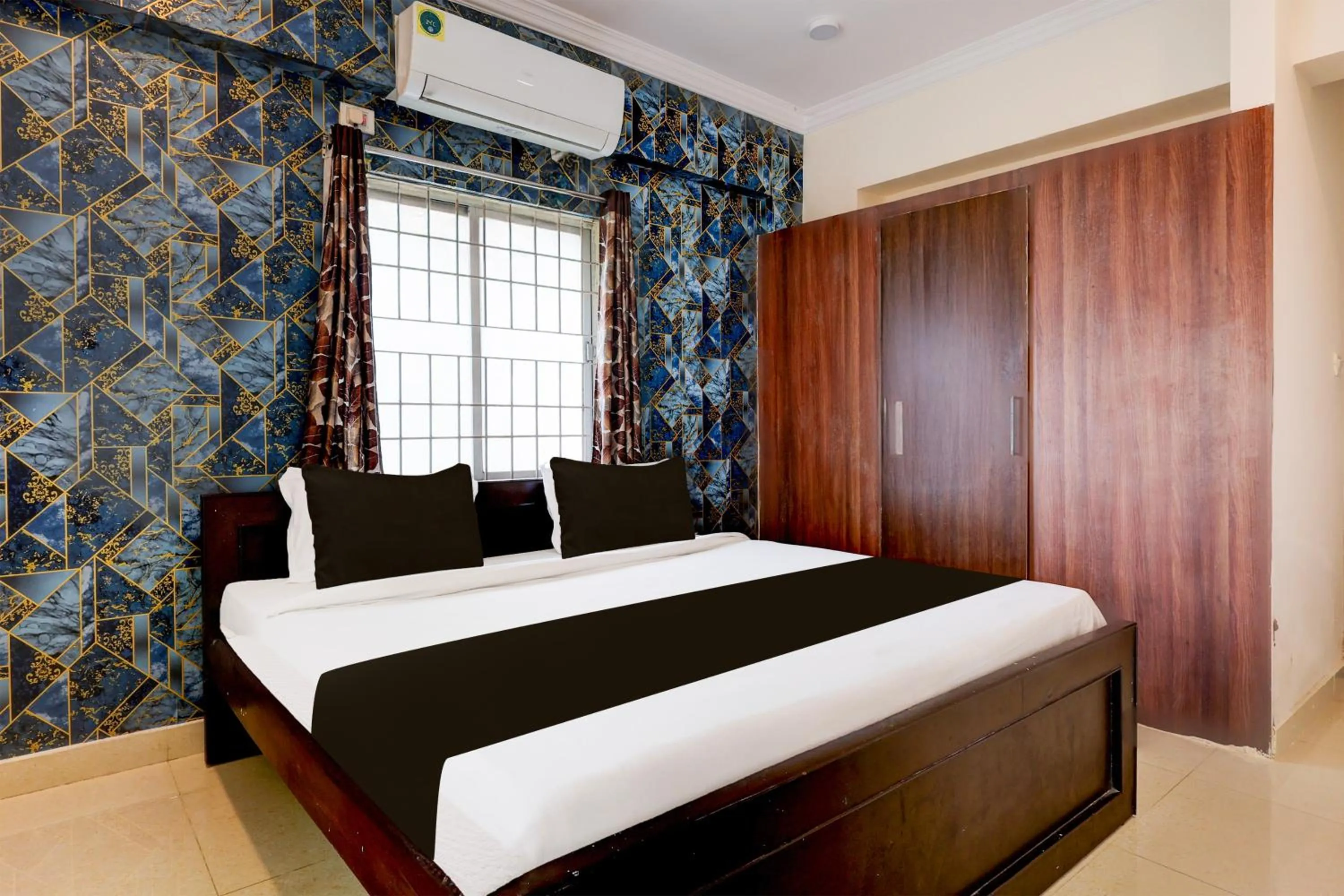 Bedroom, Bed in Hotel O Sai Nivas