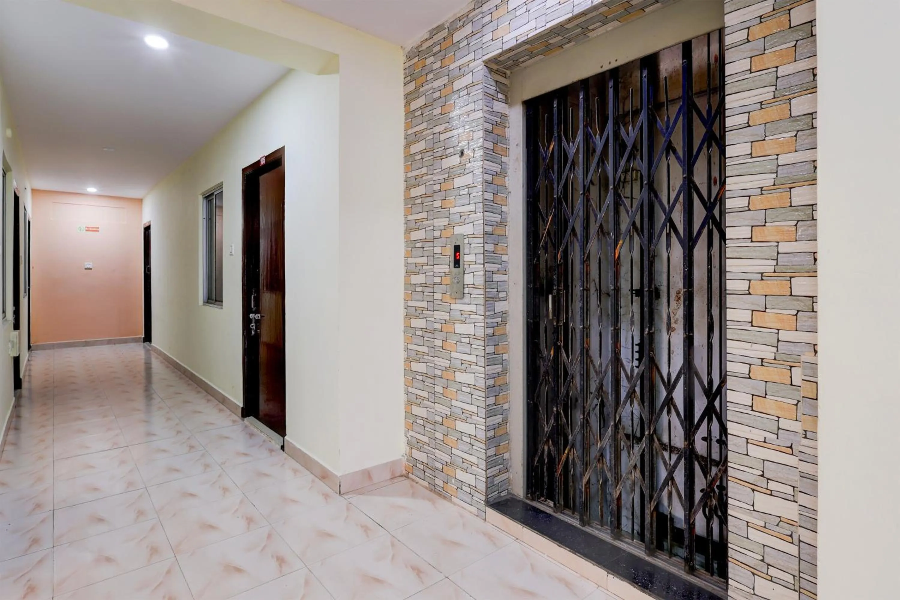 Lobby or reception in Super Hotel O Rushikonda Beach