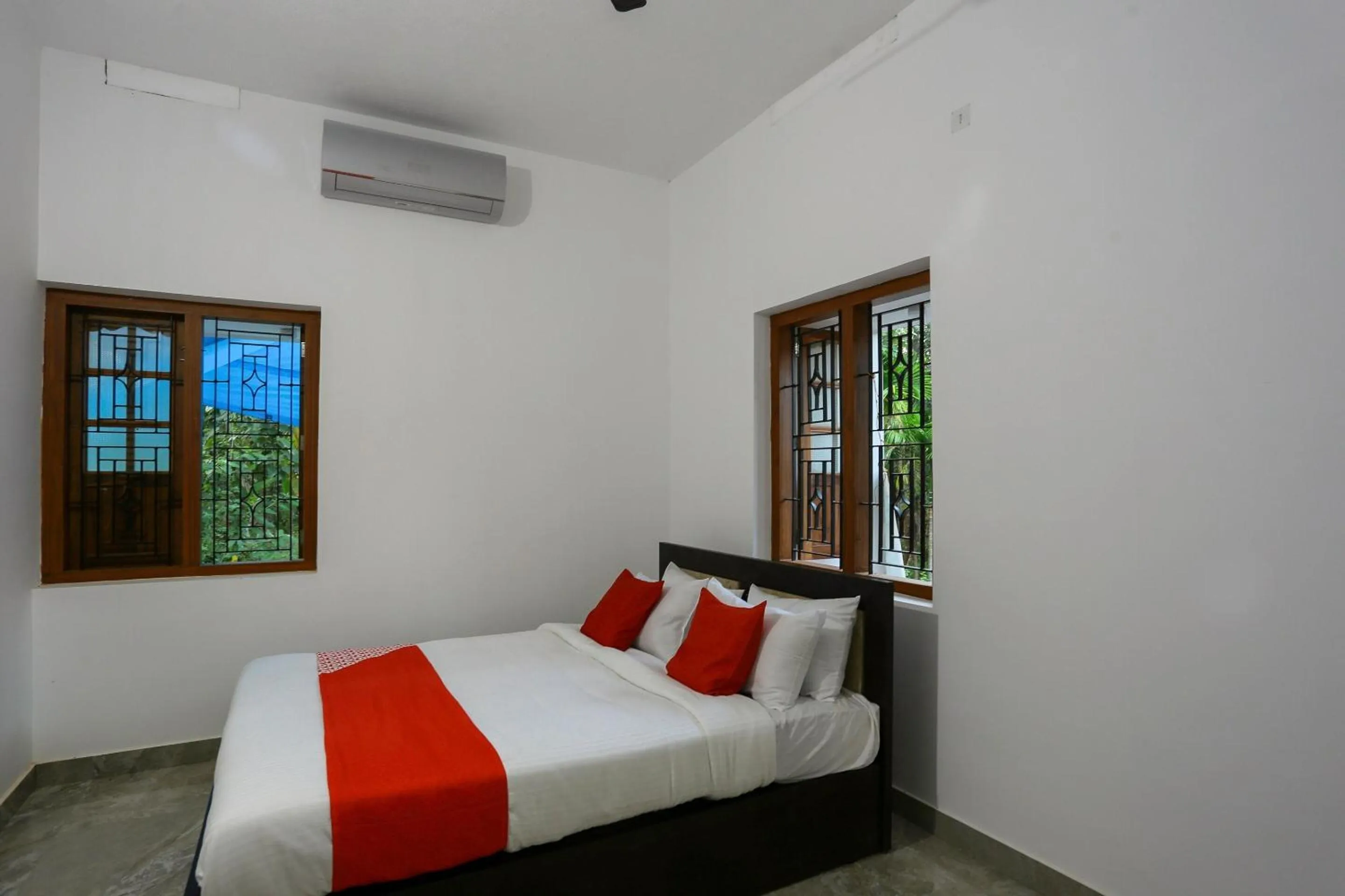 Bedroom, Bed in Hotel O Al Ameen Residency