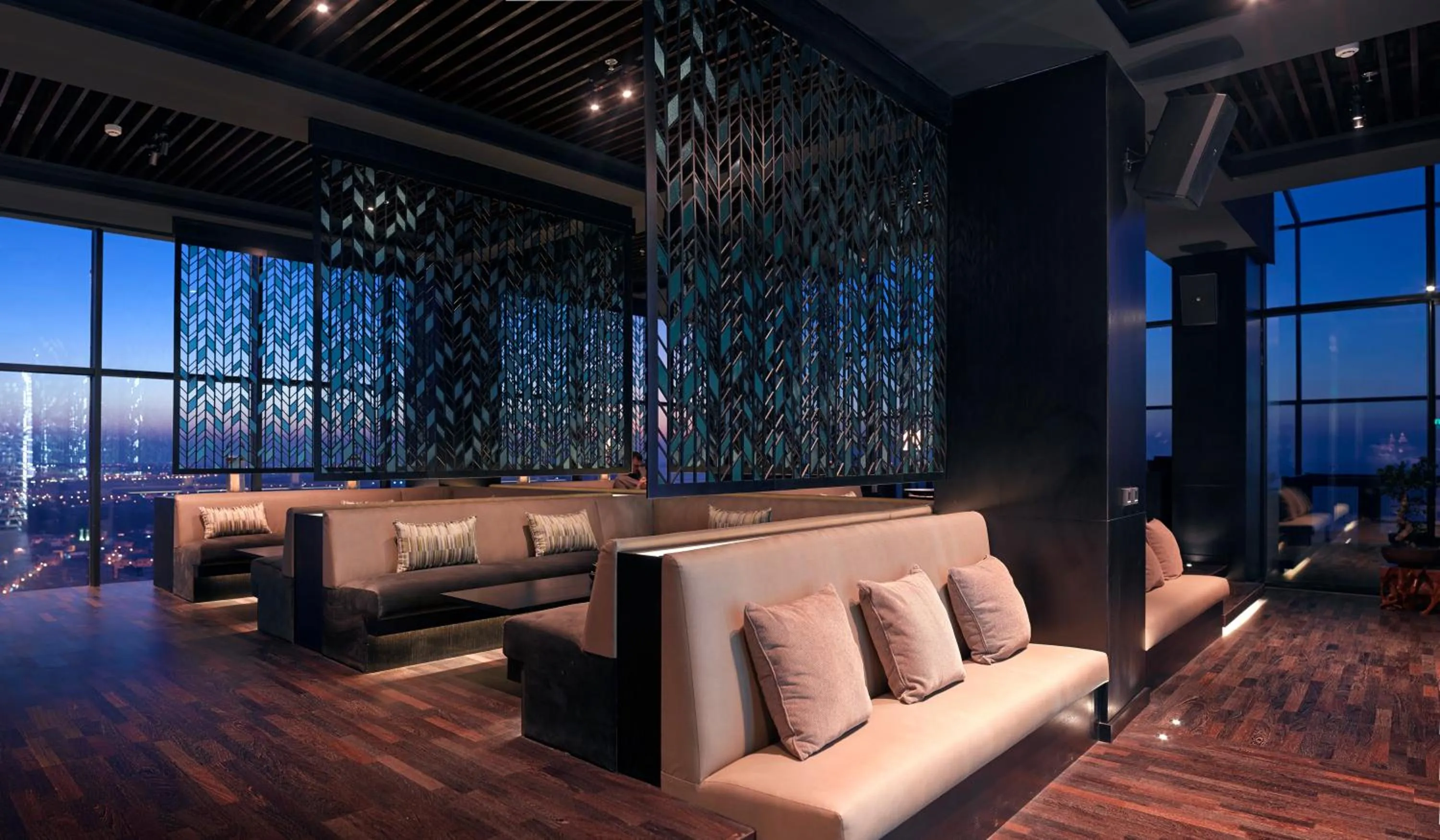 Restaurant/places to eat in Ramee Grand Hotel And Spa