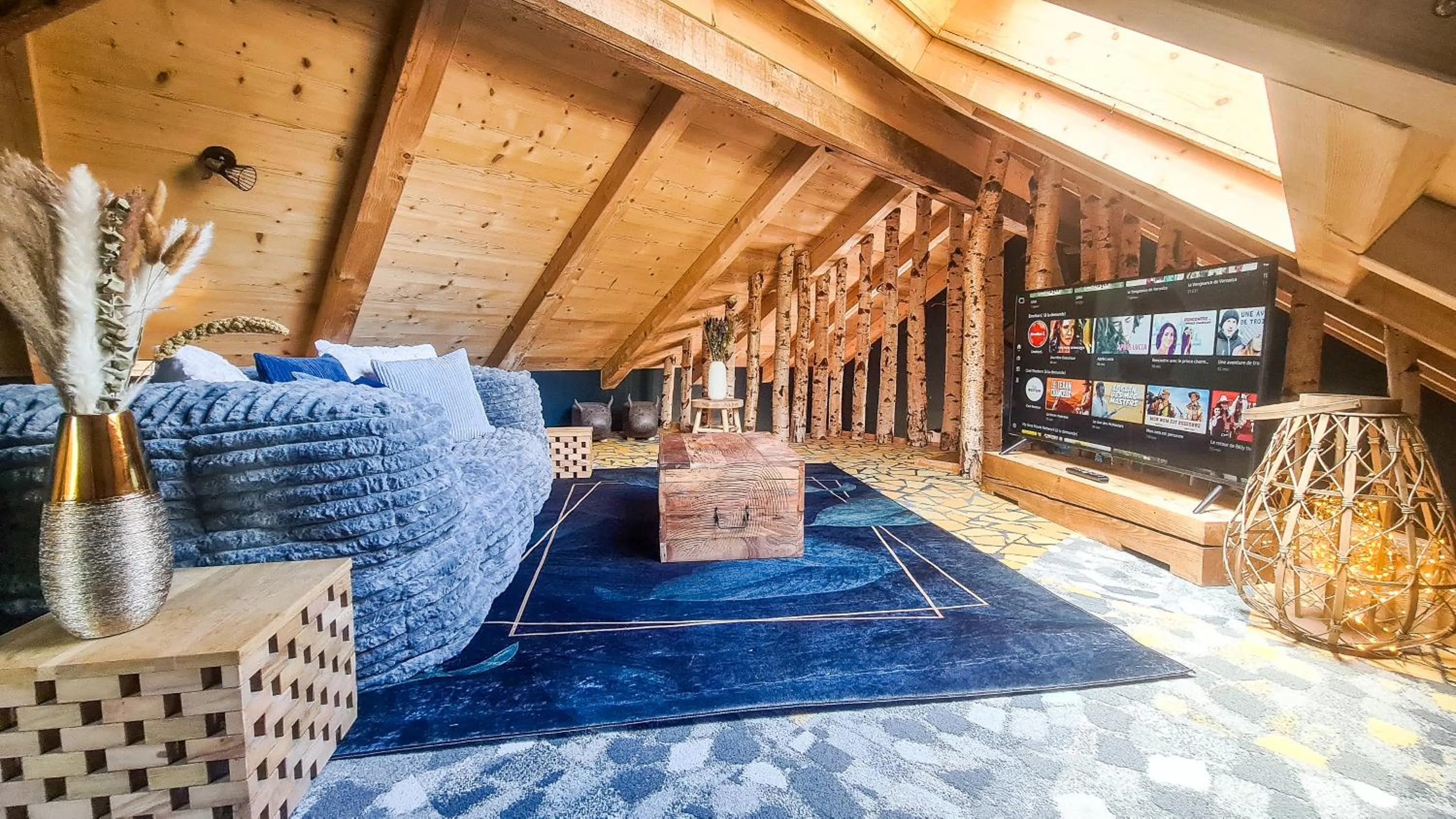 Seating area in CHALET 1703 - Refuge Alpin avec Spa & Sauna - l'esprit maison au Coeur des Alpes - Adults Only