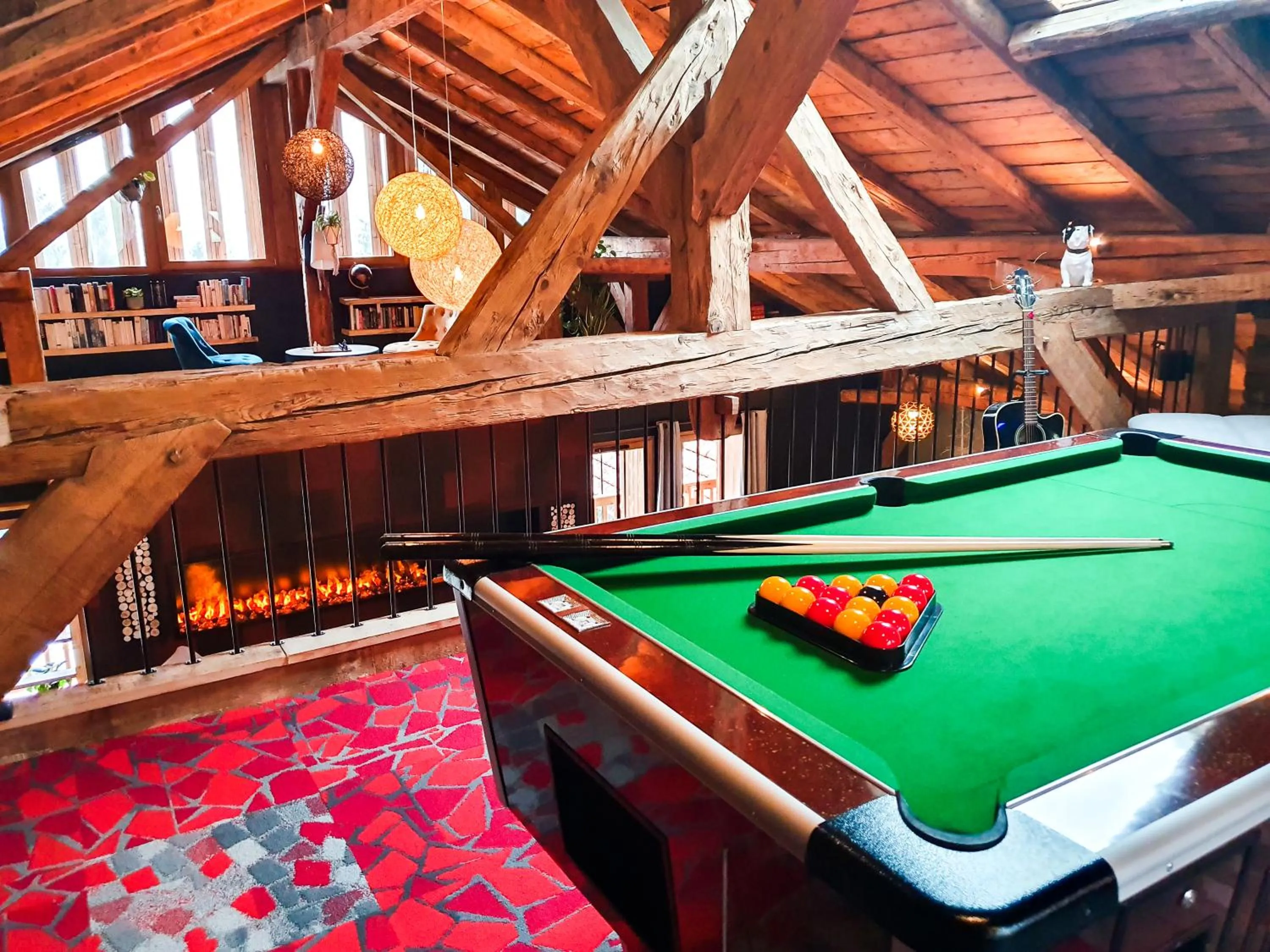 Billiard in CHALET 1703 - Refuge Alpin avec Spa & Sauna - l'esprit maison au Coeur des Alpes - Adults Only